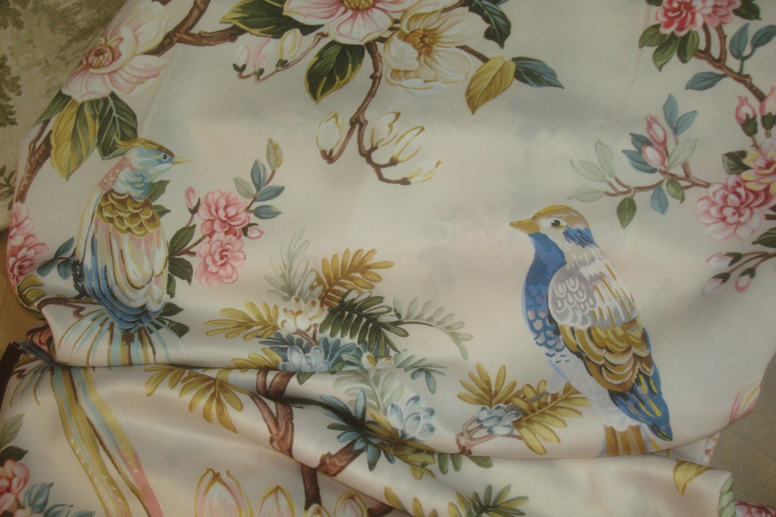 NWT Envogue 2 pc Window Curtains Fancy Dogwood Floral w/ Birds ea 37″ x 84″lg