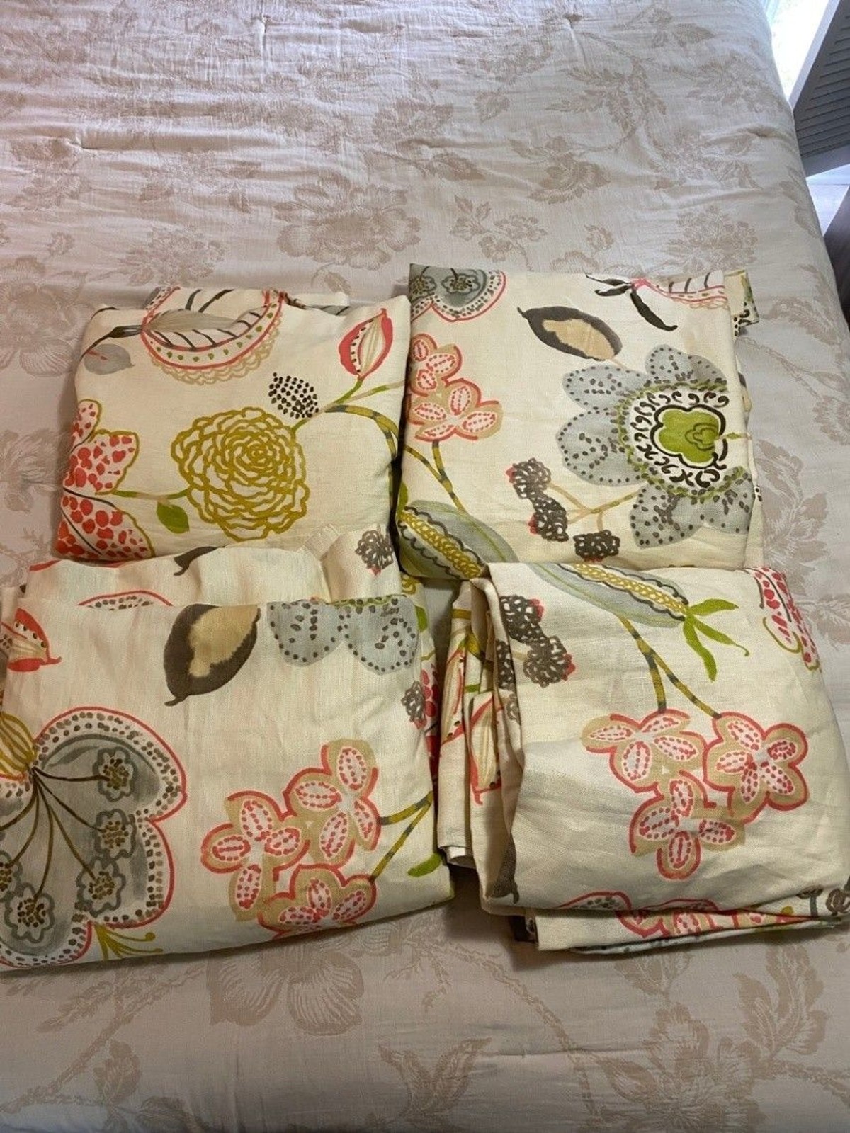 Jacobean Floral Pinch Pleated Cream Lined Drapery Floral Panels Set of 4 EUC