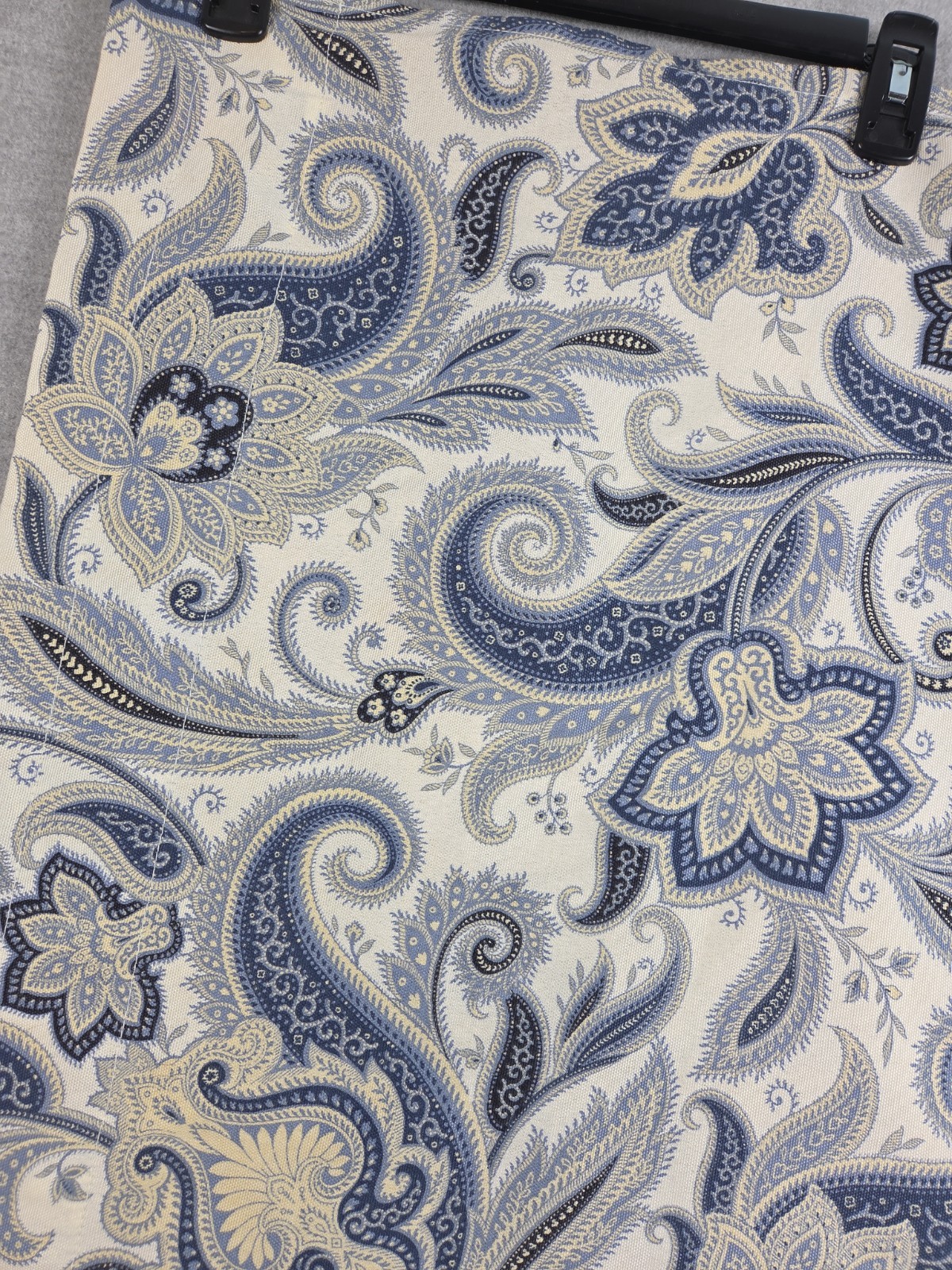 Waverly Traditions Window Valance Swag Curtain 52×24 Blue Paisley Tassel Edge