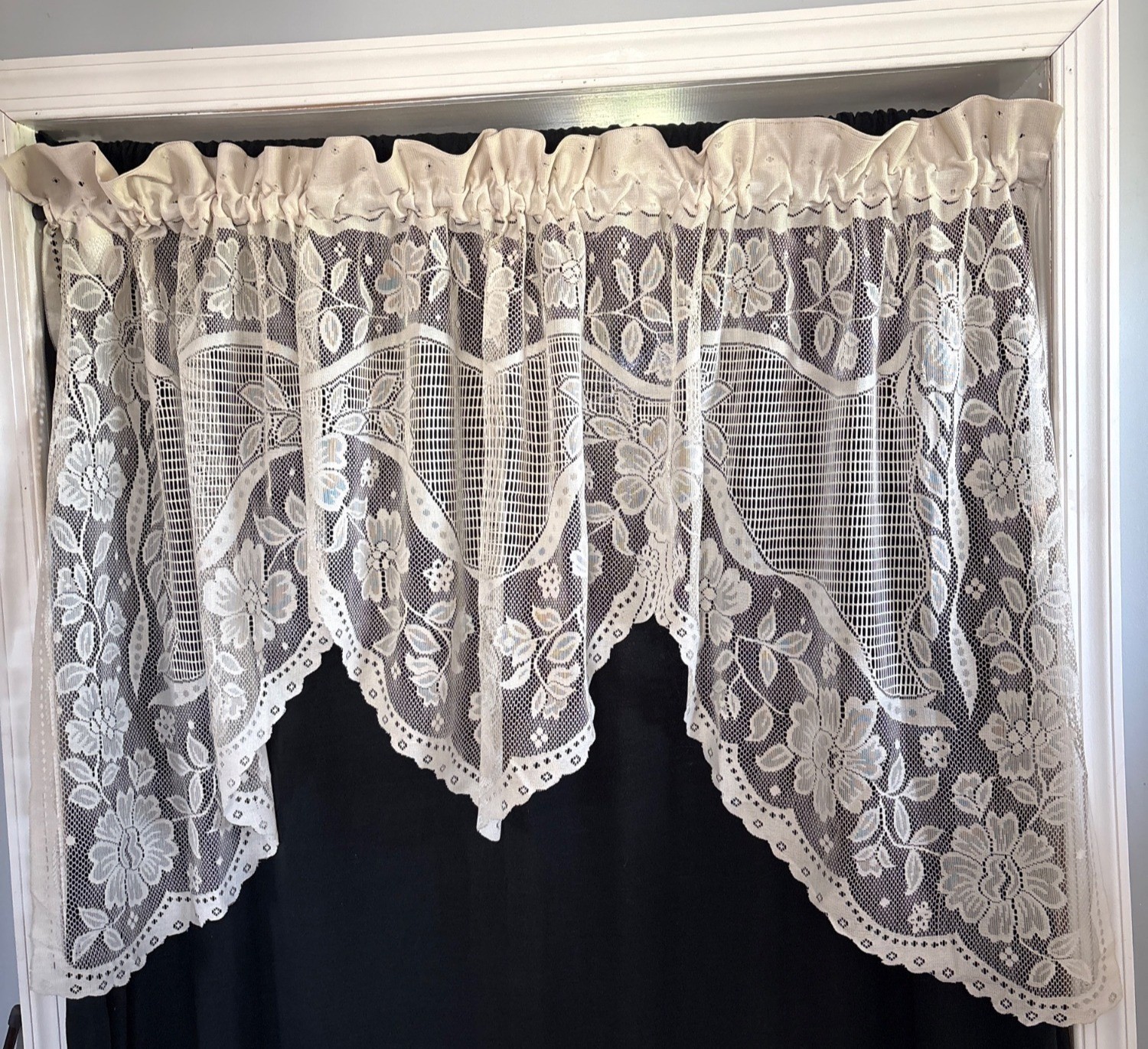 Floral Lace Rod Pocket Window Valance Cream 72×36 Vintage Look