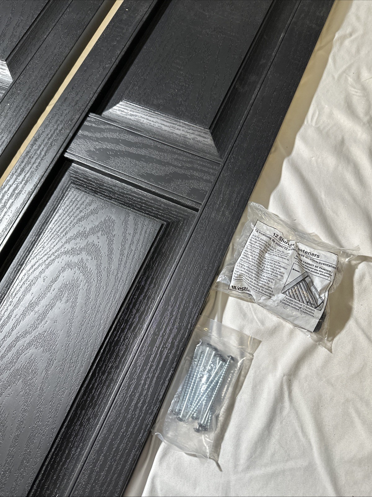 Ekena Millwork Lifetime Vinyl LP2S14X05100BL Standard Two Equal Panel Shutters