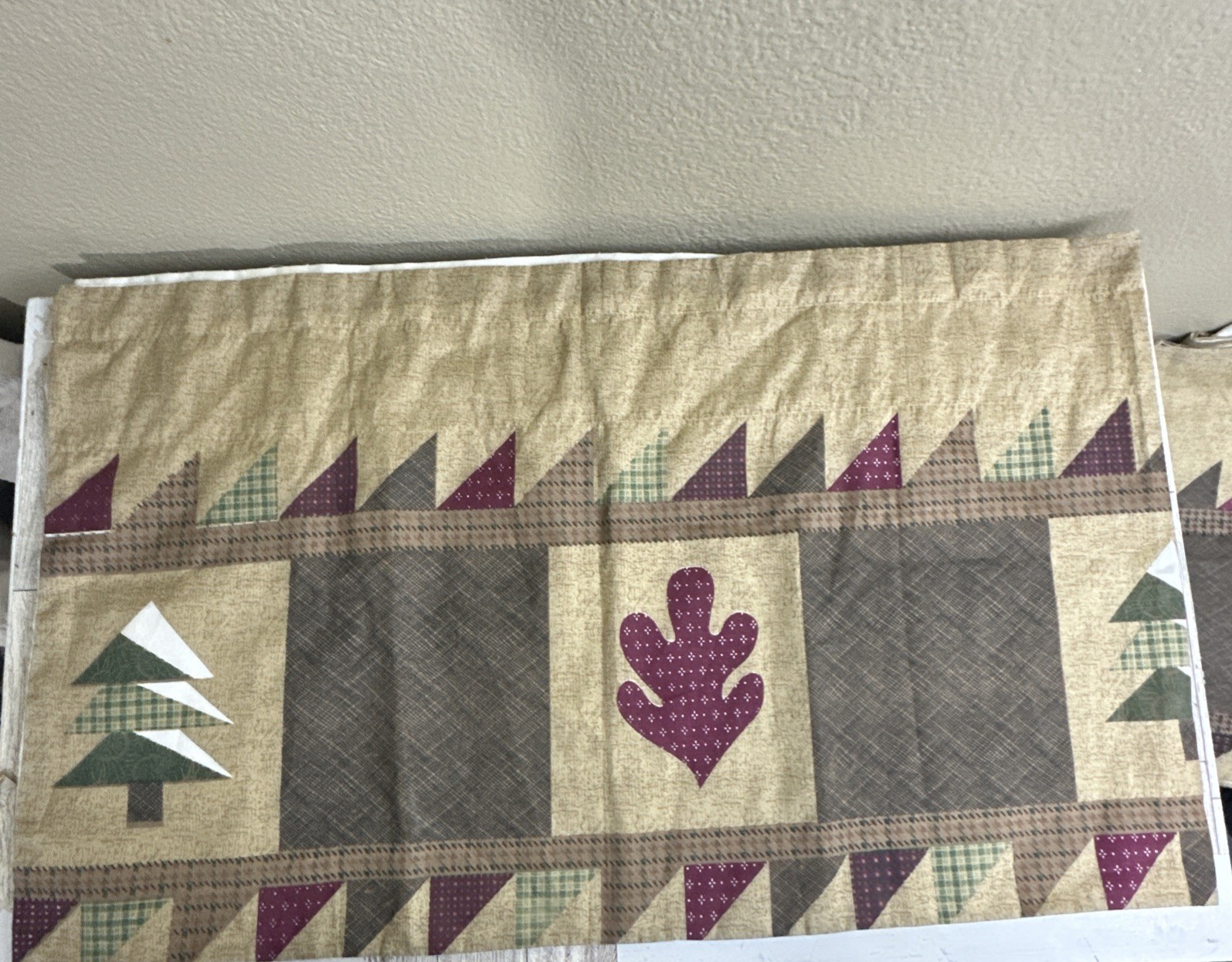 Rustic Valance Primitive 60″ x 18″ 2sets= 4 Pcs. 1 Pillow Case Pine Tree 29″x22″