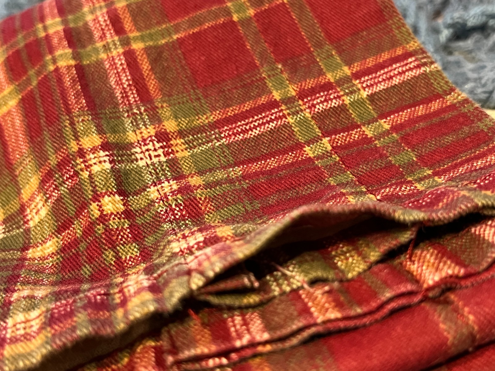 Springs Global Valance Dark Red Green Gold Plaid Cotton 13×60