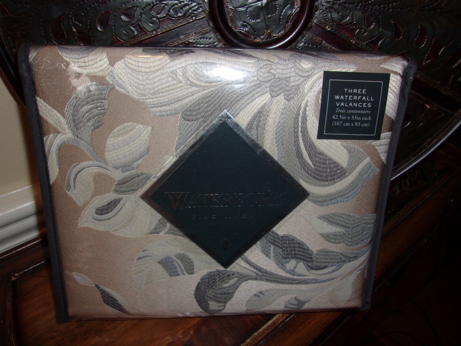NIP Waterford Fine Linens Andria Three Waterfall Valances
