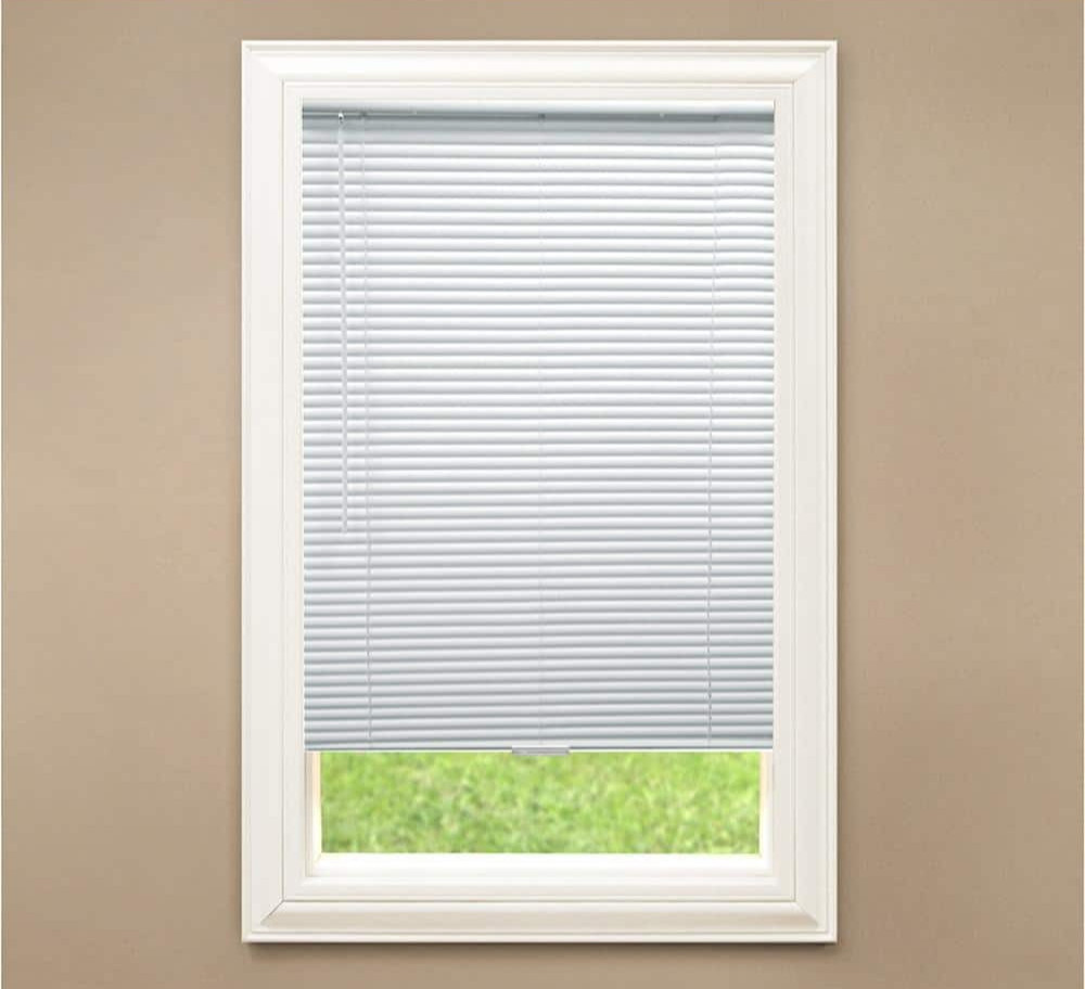 White Cordless Room-Darkening Vinyl Mini Blinds 27×48 in Slats Light Blocking
