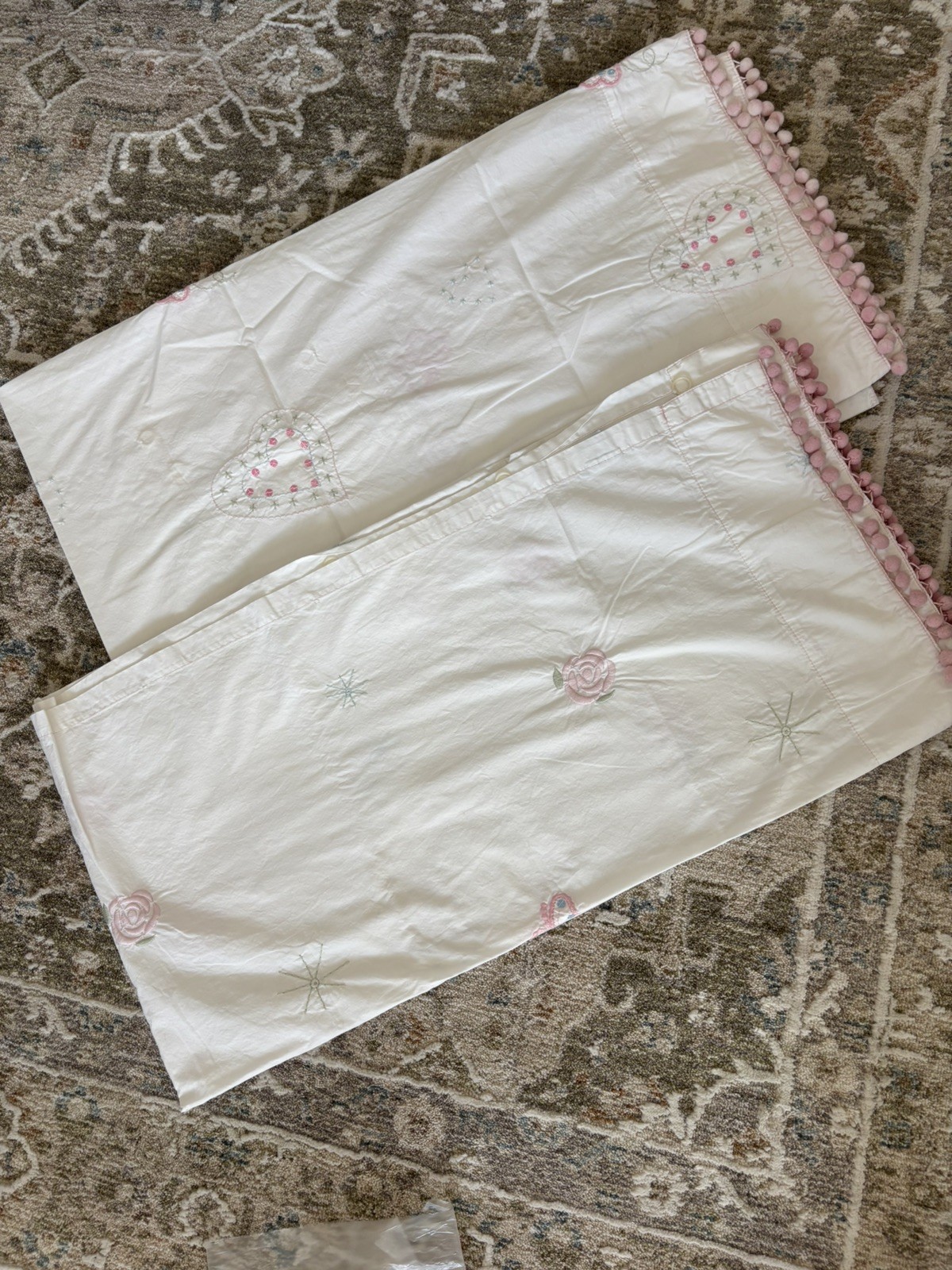 Simply Shabby Chic Fairytale Balloon Shade (set of 2) embroidered ~ 60×63 EUC