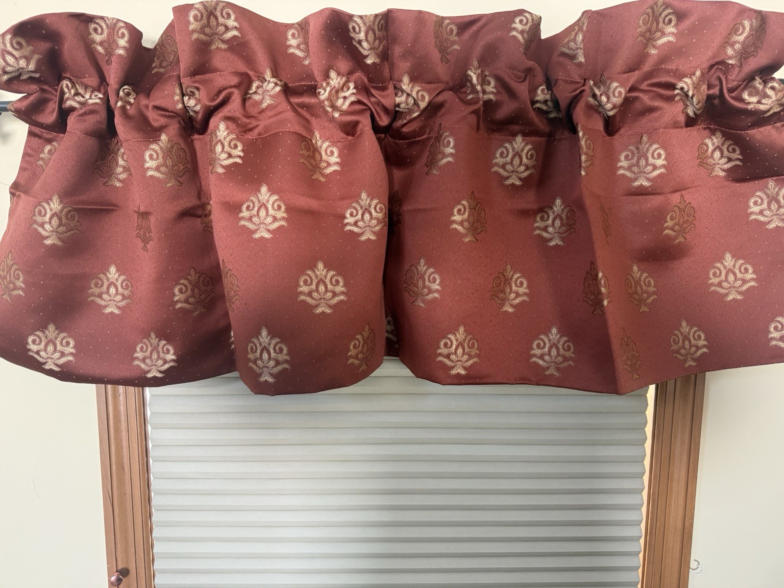 10 PC ELEGANT CURTAIN DRAPE SET 4 PANELS 4 VALANCES 4 TIEBACKS RUST GOLD JACQUAR