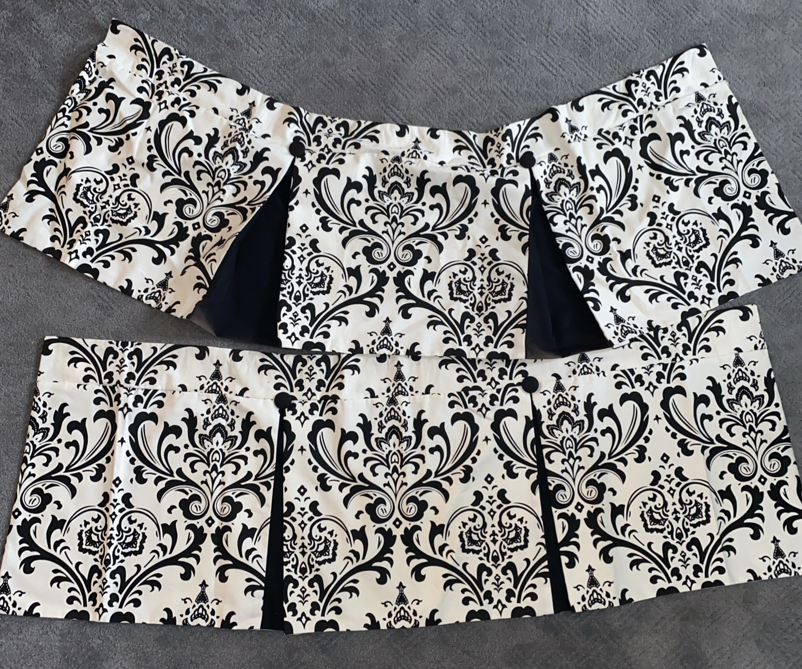 Black And White Damask Panel Pleated Button Top Curtain Valence NWOT Set Of 2