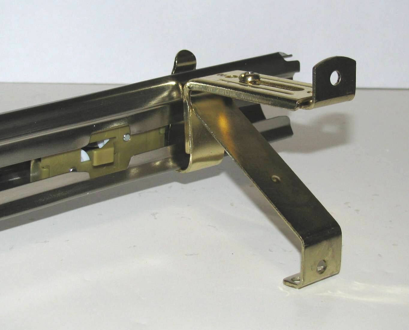 Graber Mounting Brackets for Decorative Traverse Rod, finish Brass