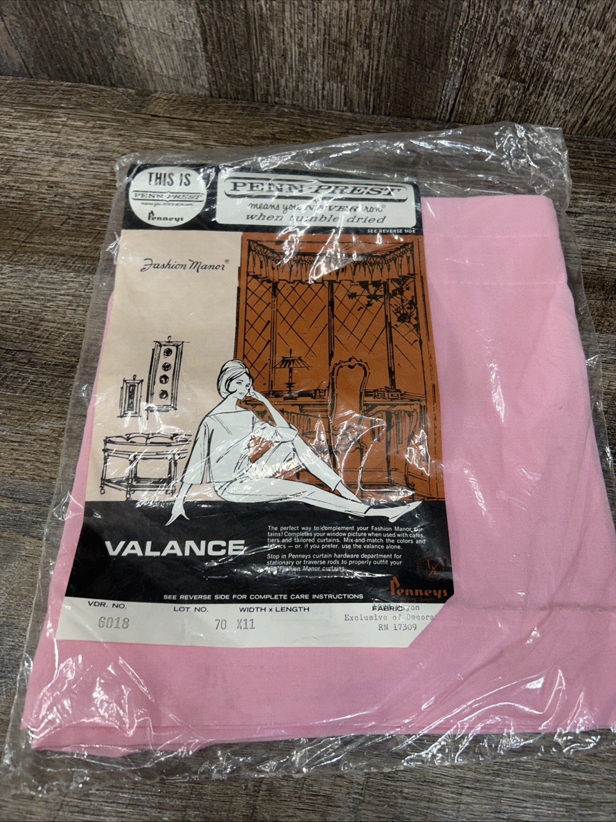 Pennys Penn-Prest Fashion Manor Valance Pink 70”X 11” Rayon Fabric VDR# 6018 NOS