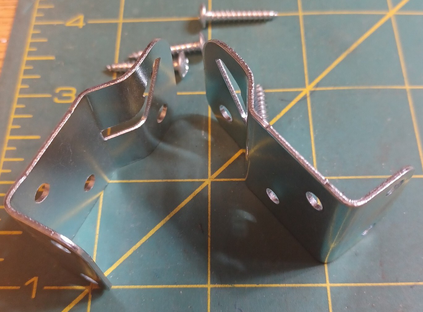 3 Sets Bali Universal Brackets for Roller Shade Blinds 633 646