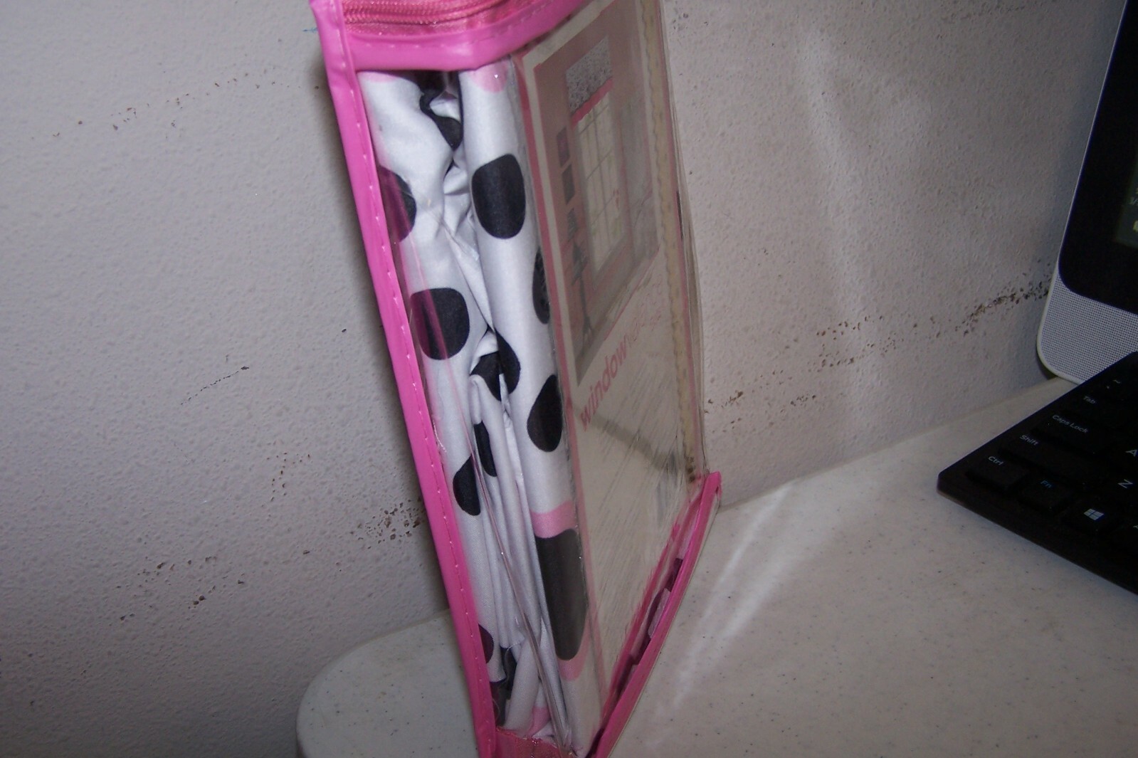 Liberty Procurement Window Valance Dots It 17″ x 60″ White Pink & Black Dots NEW