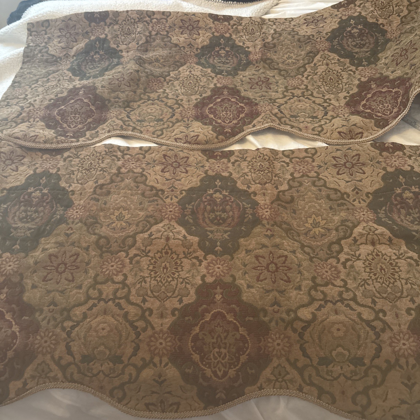 Vintage 80S/90S/Y2K Tapestry Window Valance Floral Brown/ Green/Burgundy