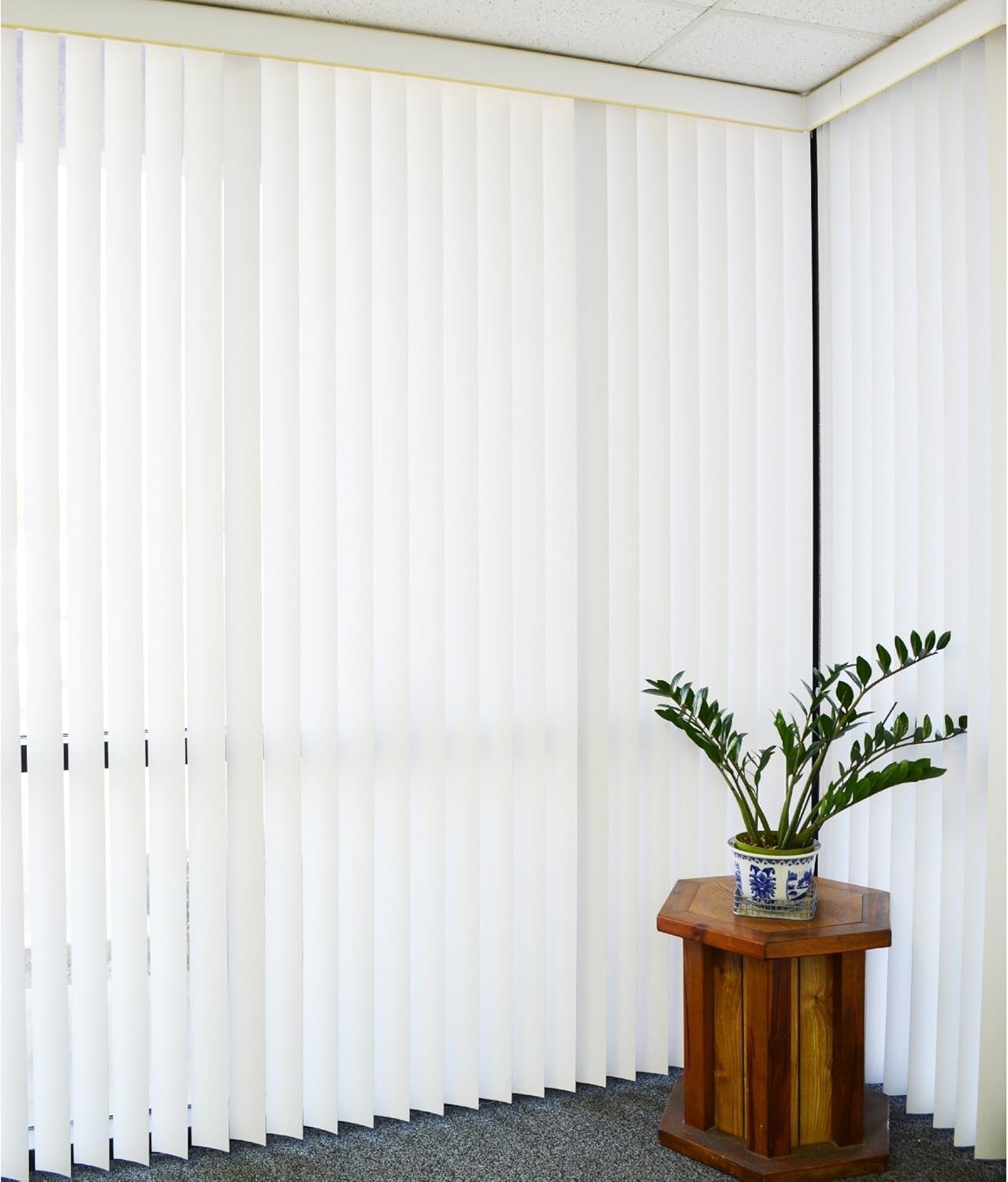 Stylish 10-Pack of Curved Vertical Blind Replacement Slats, White 82.5″x3.5″