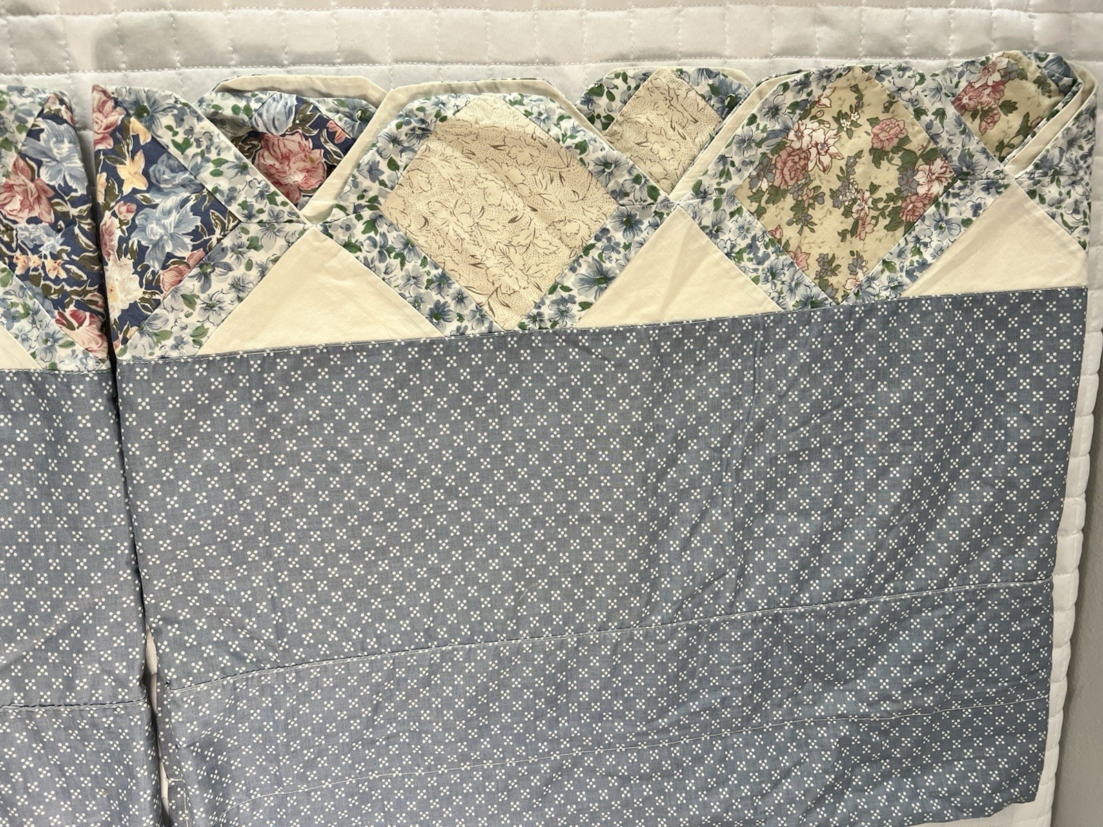 Vtg 90s JCPenney Patchwork Quilt Window Valance Blue Floral Cottagecore 81″x 18″
