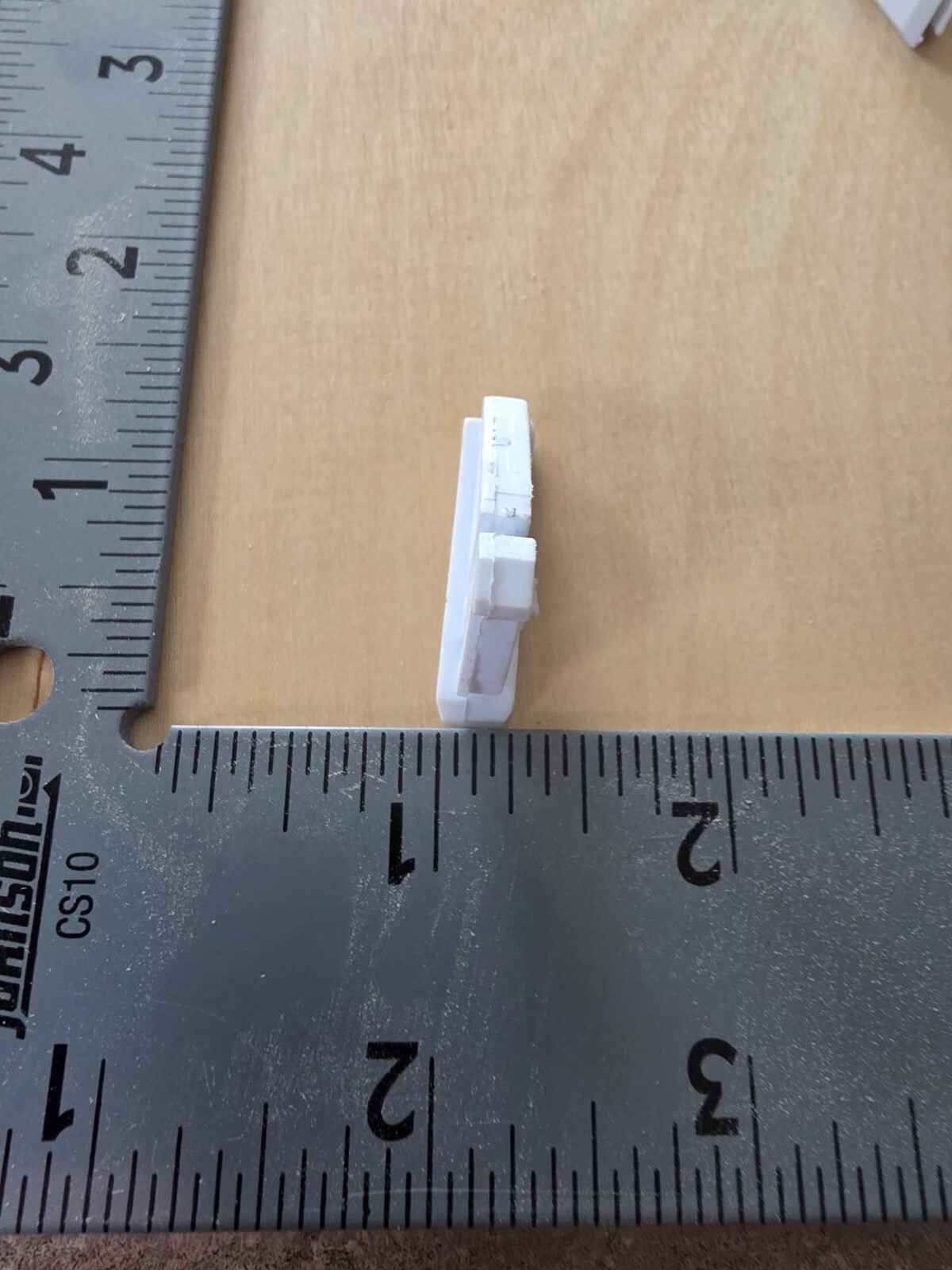 Vent latch for Vinyl Windows, White / Snap in Vent latch sold as a set of 2 B
