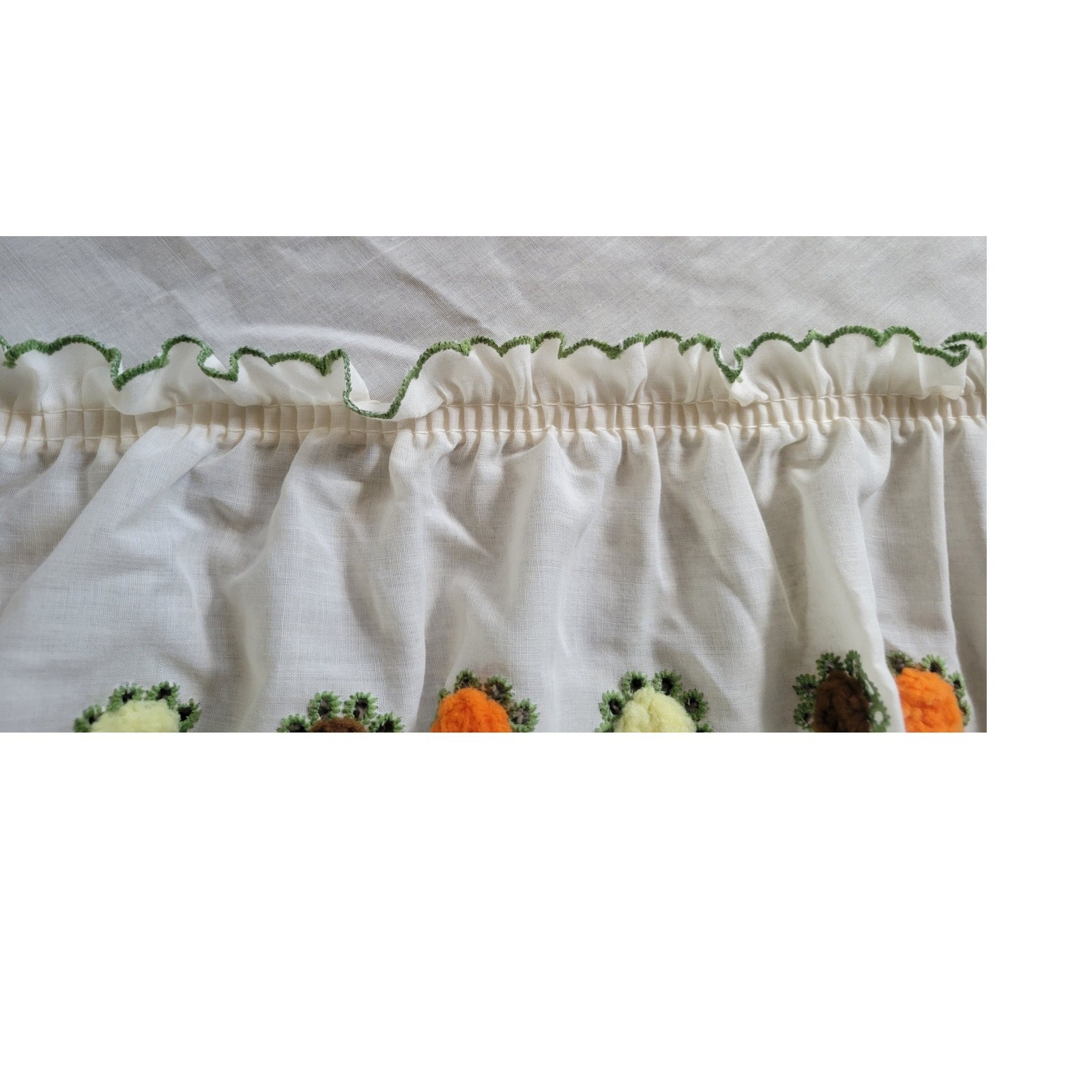 Vtg Sears 1970s Kitchen Swag Curtain Valance Embroidered Flower Power Mod Retro