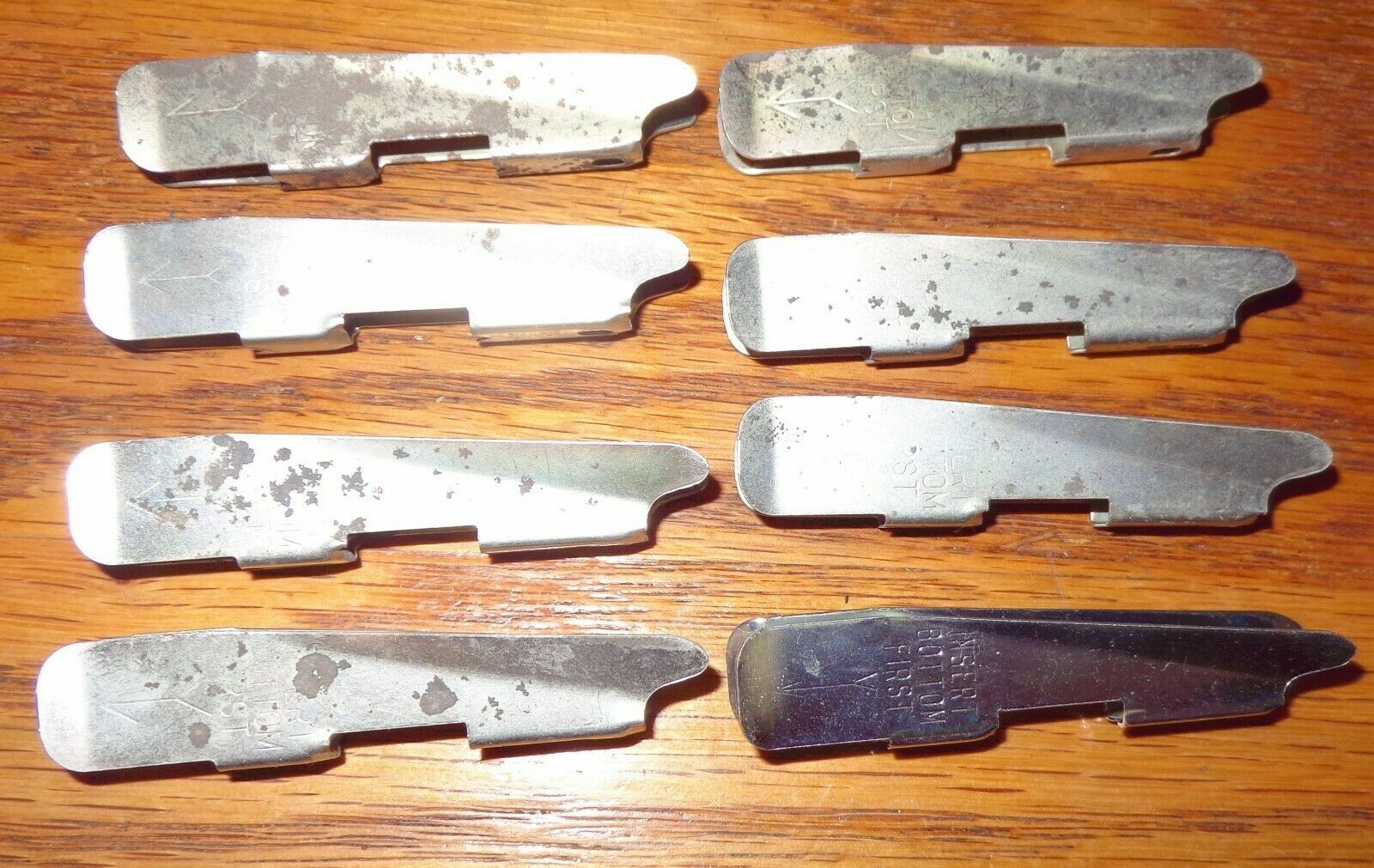 NIP GRABER PERFECT PLEAT CLIPS & HOOKS 8 EXTRA CLIPS 2 1/2″ DRAPERY SEWING TOOLS