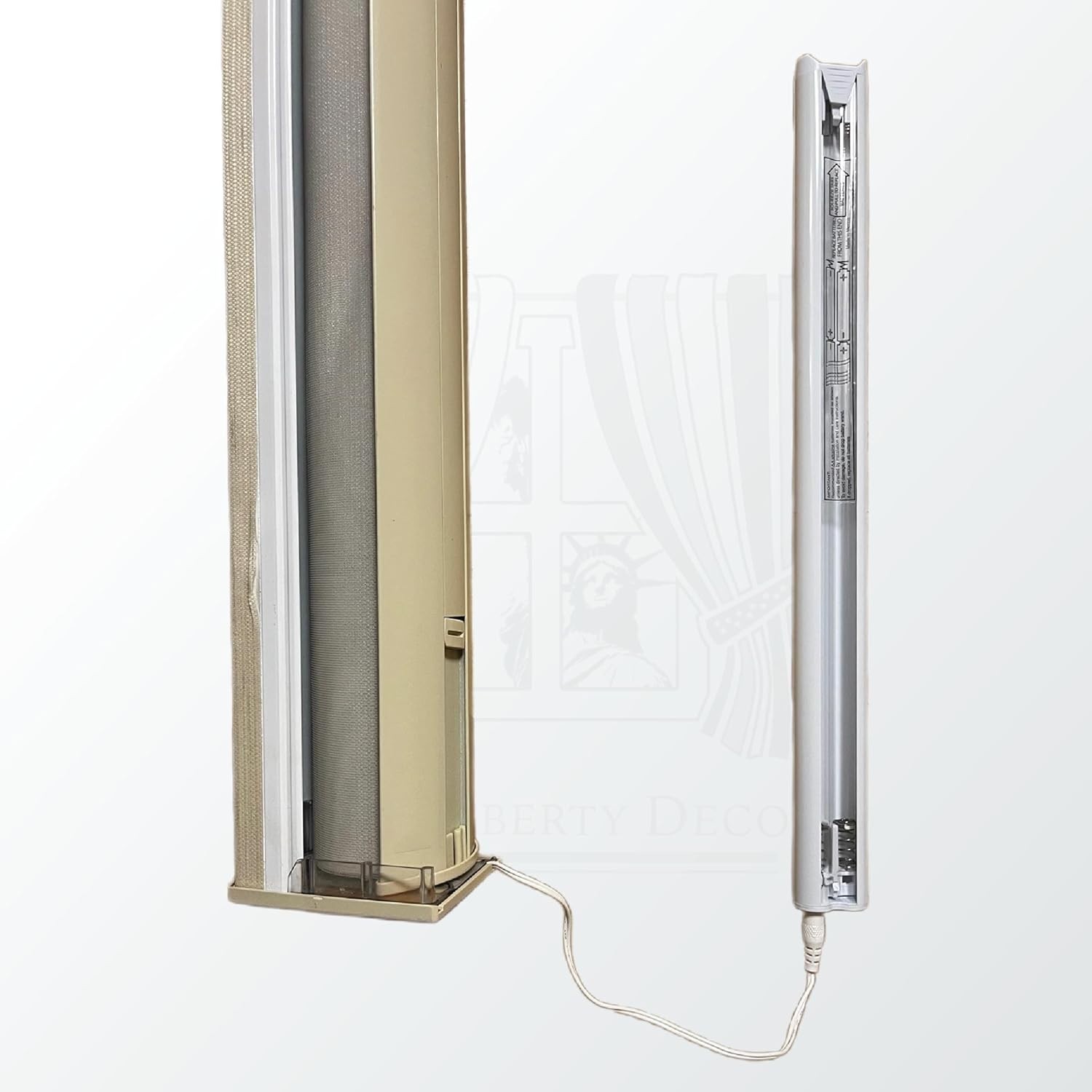 Qty. (1) Hunter Douglas Battery Wand Platinum Technology 2.0 and 2.1