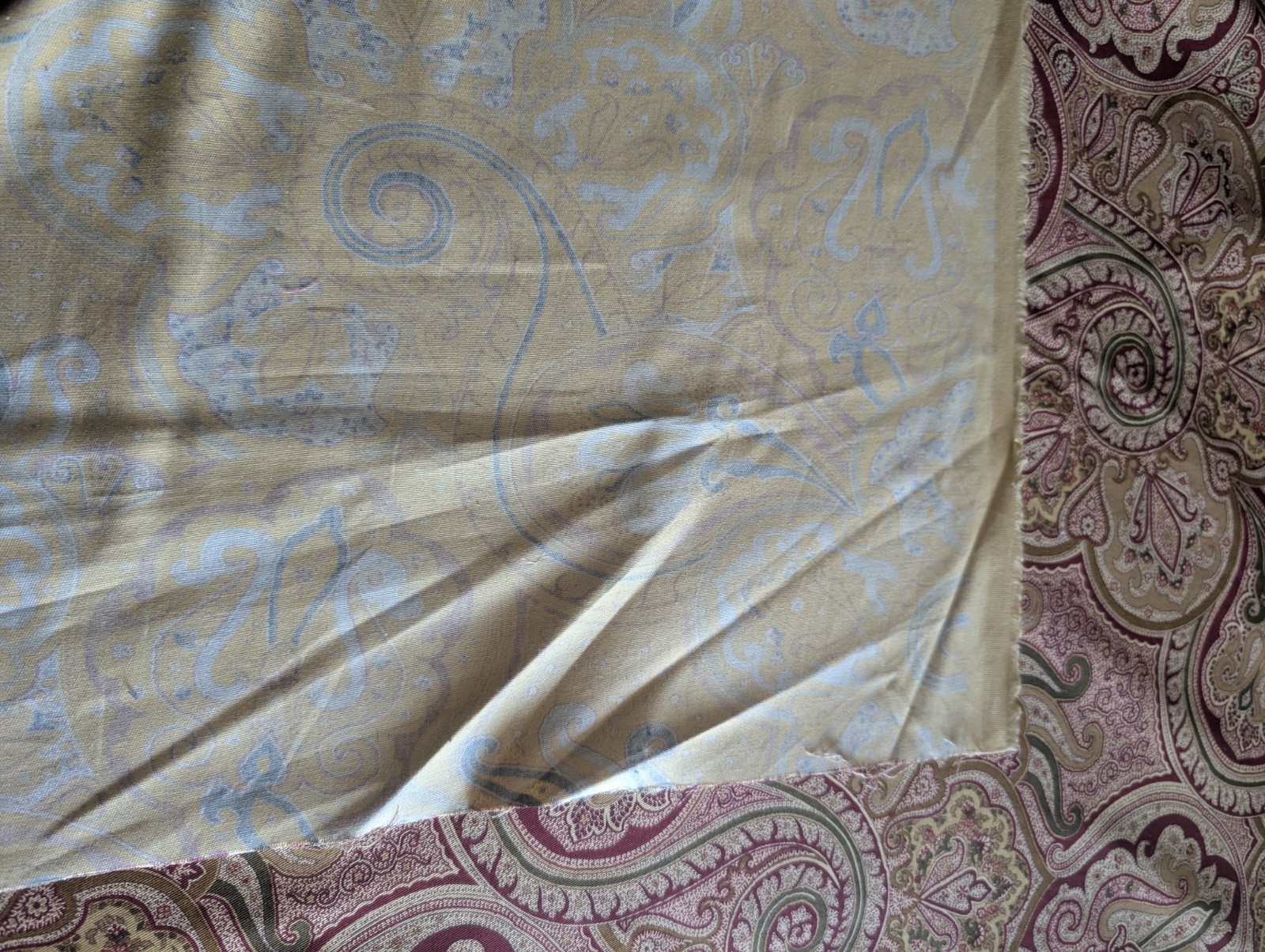Waverly Paddock Shawl Valance. 100% Cotton. Fabric By The Yard . 55″ Wide