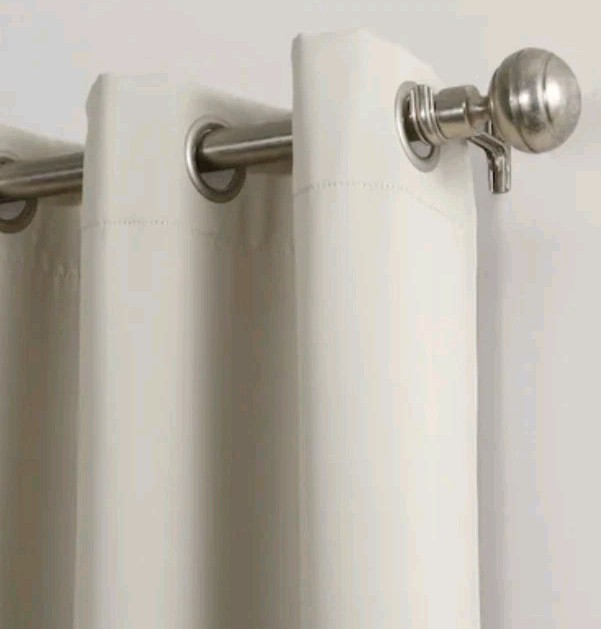 2 Panels Sun Zero Blackout Energy Efficient Grommet Curtains 40″ x 84″ PEARL