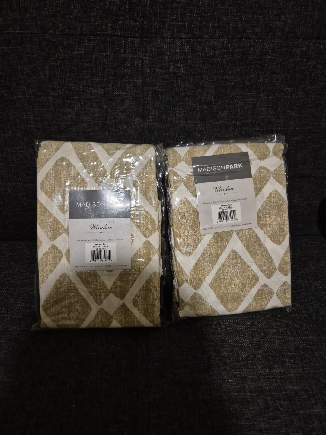 Madison Park Kitchen Tier Fabric 60×24 Curtain Hasn’t Been Opened Never Used