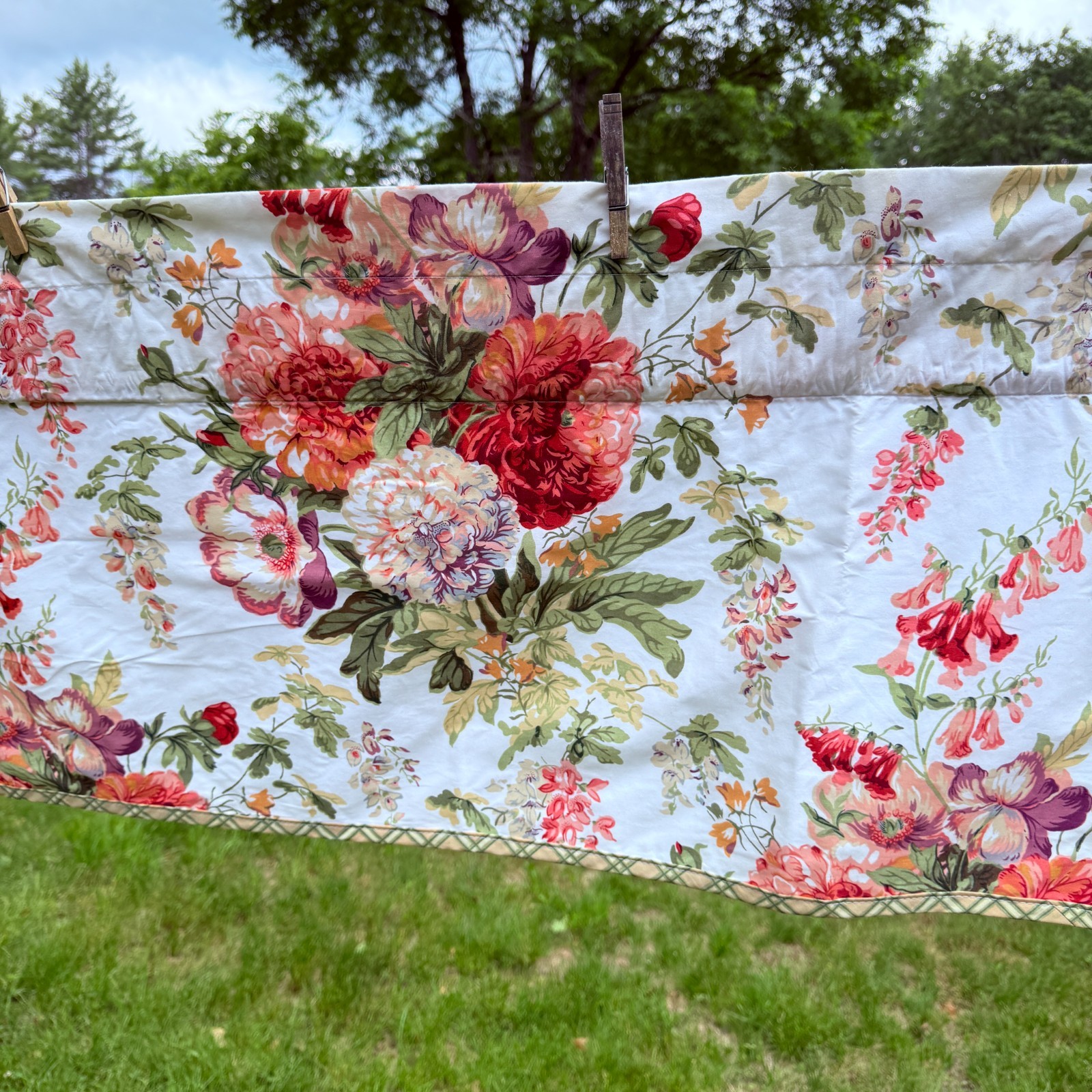 Vintage Window Valance Cabbage Roses Floral 18 X 84in Cotton Plaid Trim USA