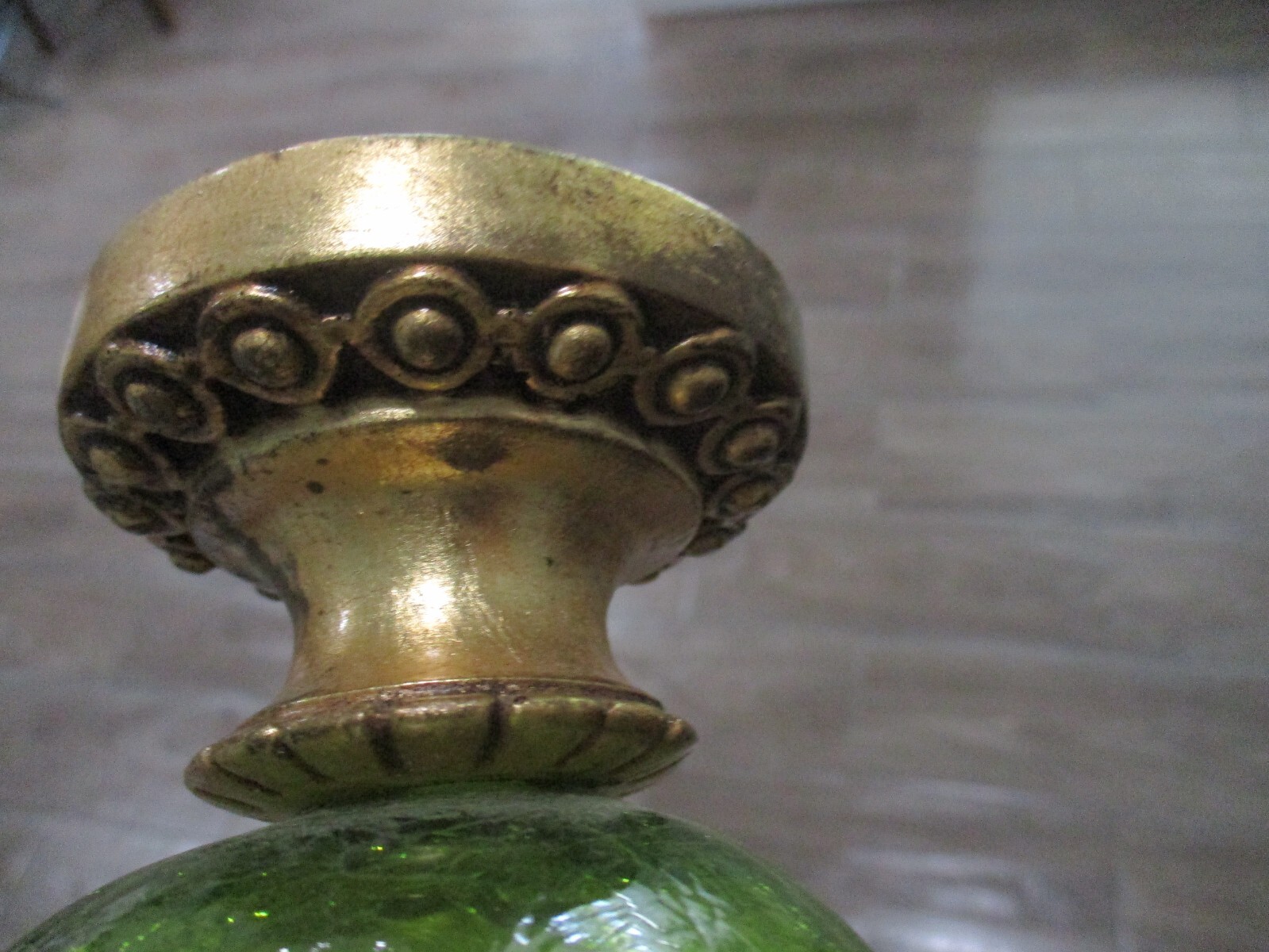 Murano hand blown Lime Green Crackle glass sphere globe Curtain Rod Finial