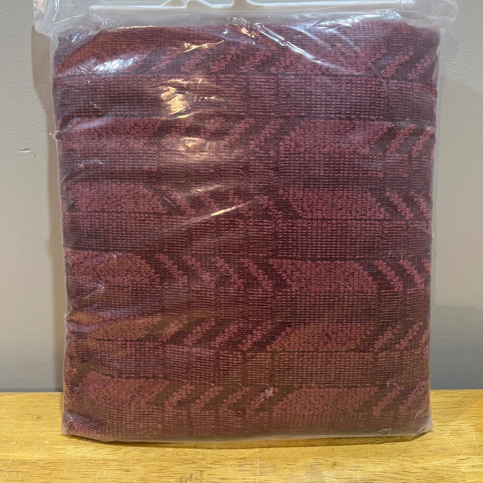 Beacon Looms Variations 5 Piece Curtain Set Burgundy 60×81 Valance Panels 4390