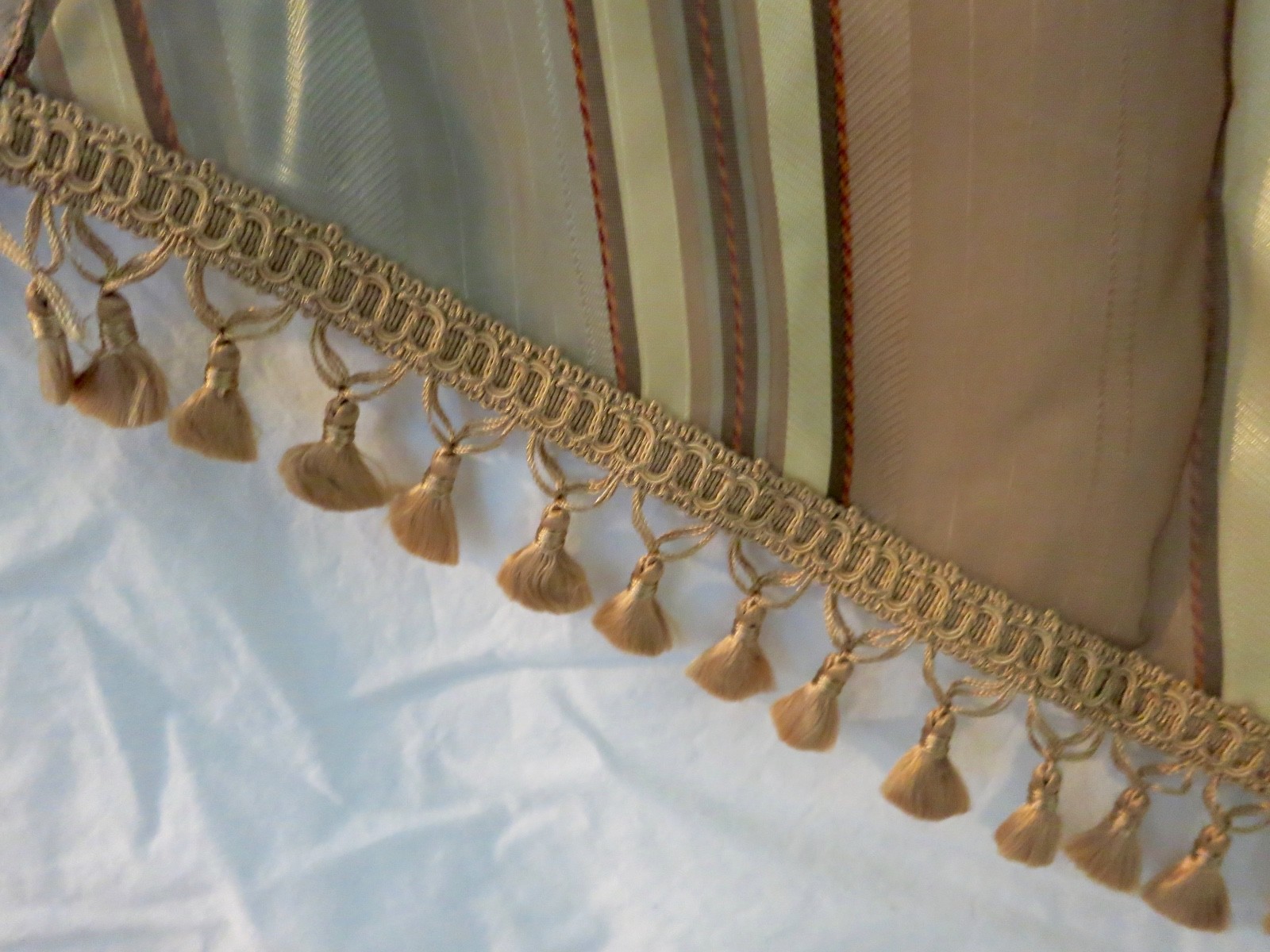 Chris Madden Window Treatment Luxurious Tassels/Beaded Swag Waterfall Valance
