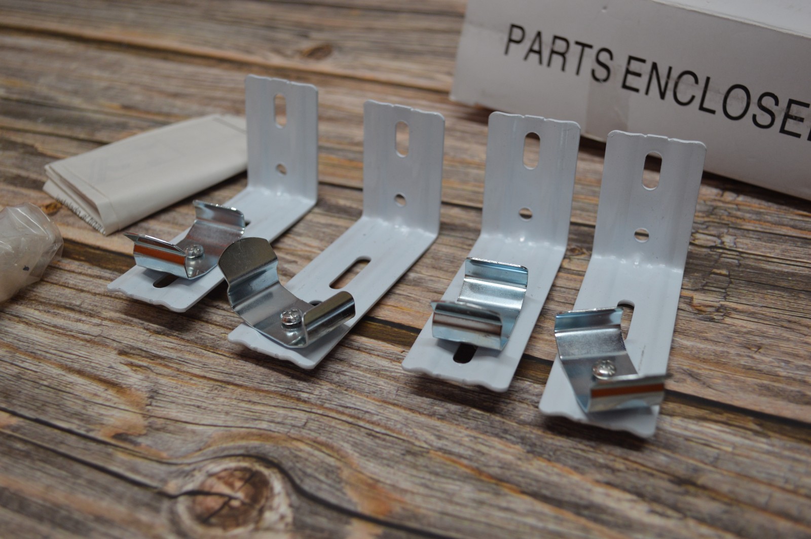 Mini Blind Mounting Brackets Kit Ceiling or Wall Mount – Set of 4
