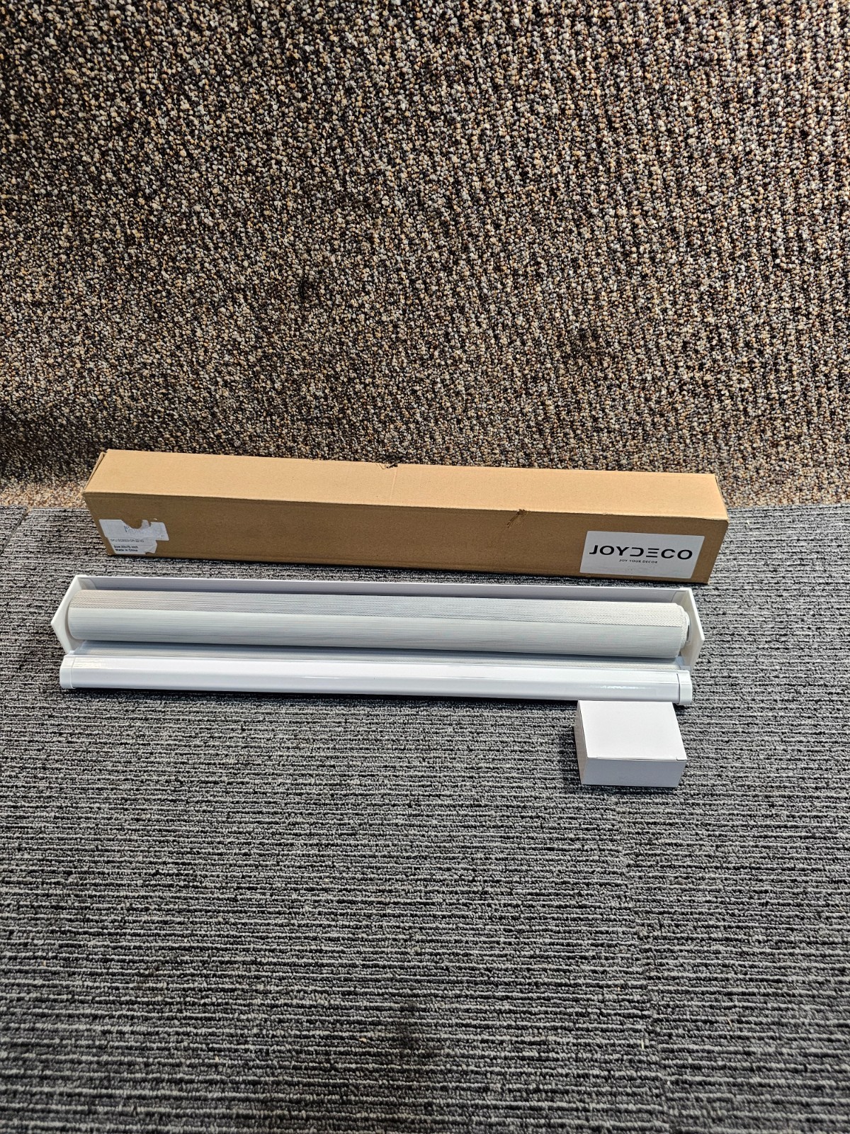 (QTY 2) Joydeco SC0003-GR-22-V2 22″W x 75″H Cordless Zebra Roller Shade, Grey