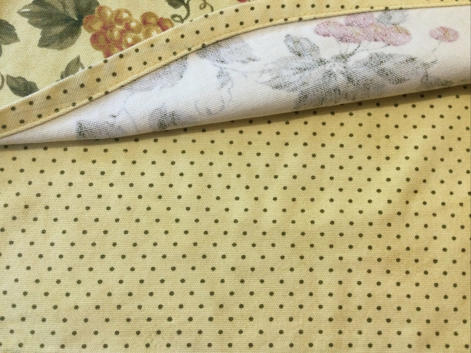 Waverly Garden Room Floral Manor Fruit Double Layer Valance 60×12″ Fruit/Dots