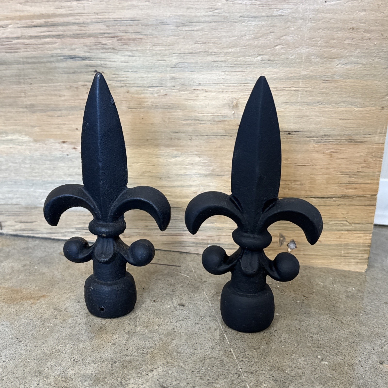 Pair Fleur de Lis Cast Iron Finials Black Paint 6″ high 3/4” Opening