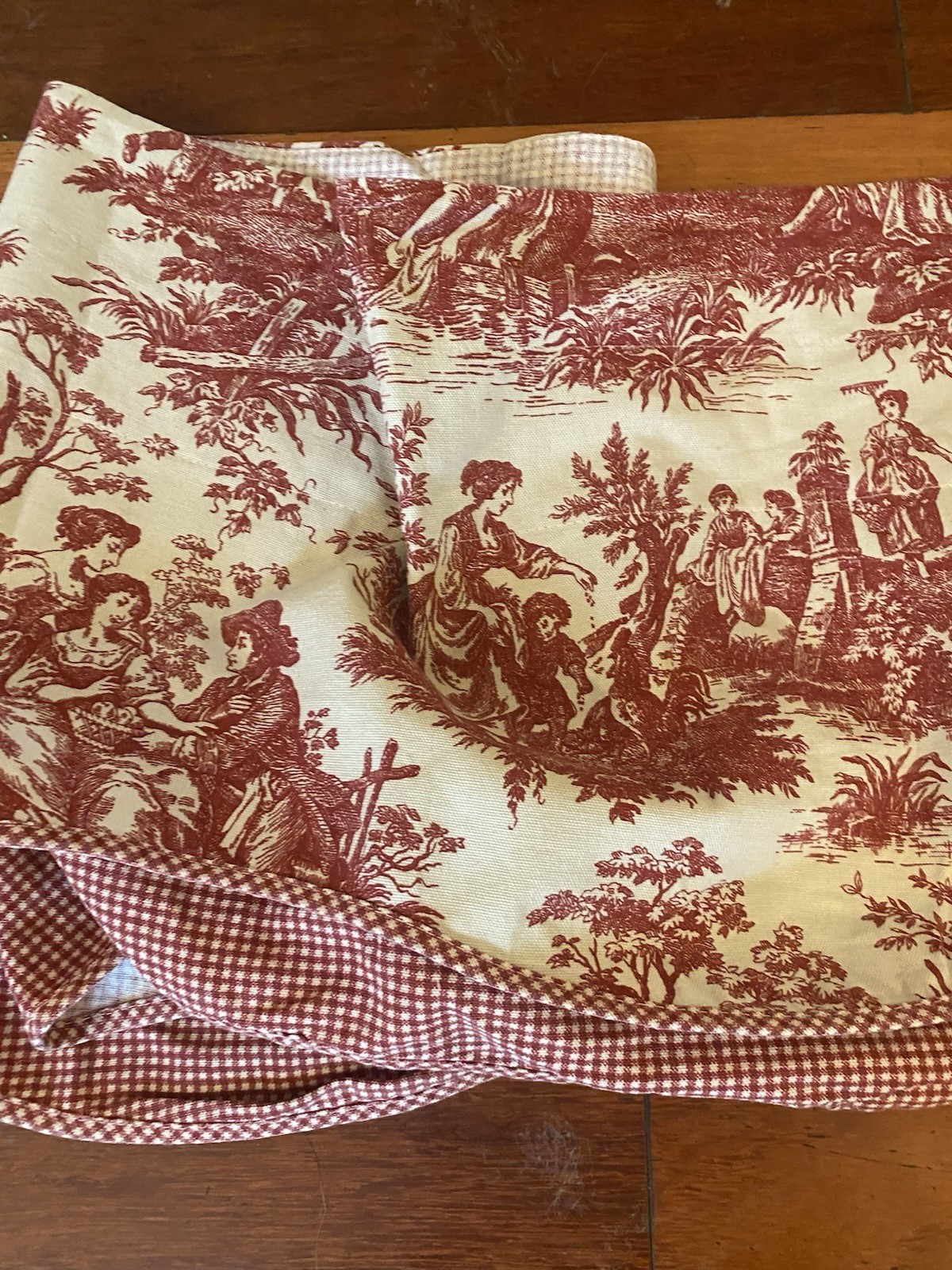 Waverly Red Toile French Country Life Valance Scalloped Layers Red Gingham