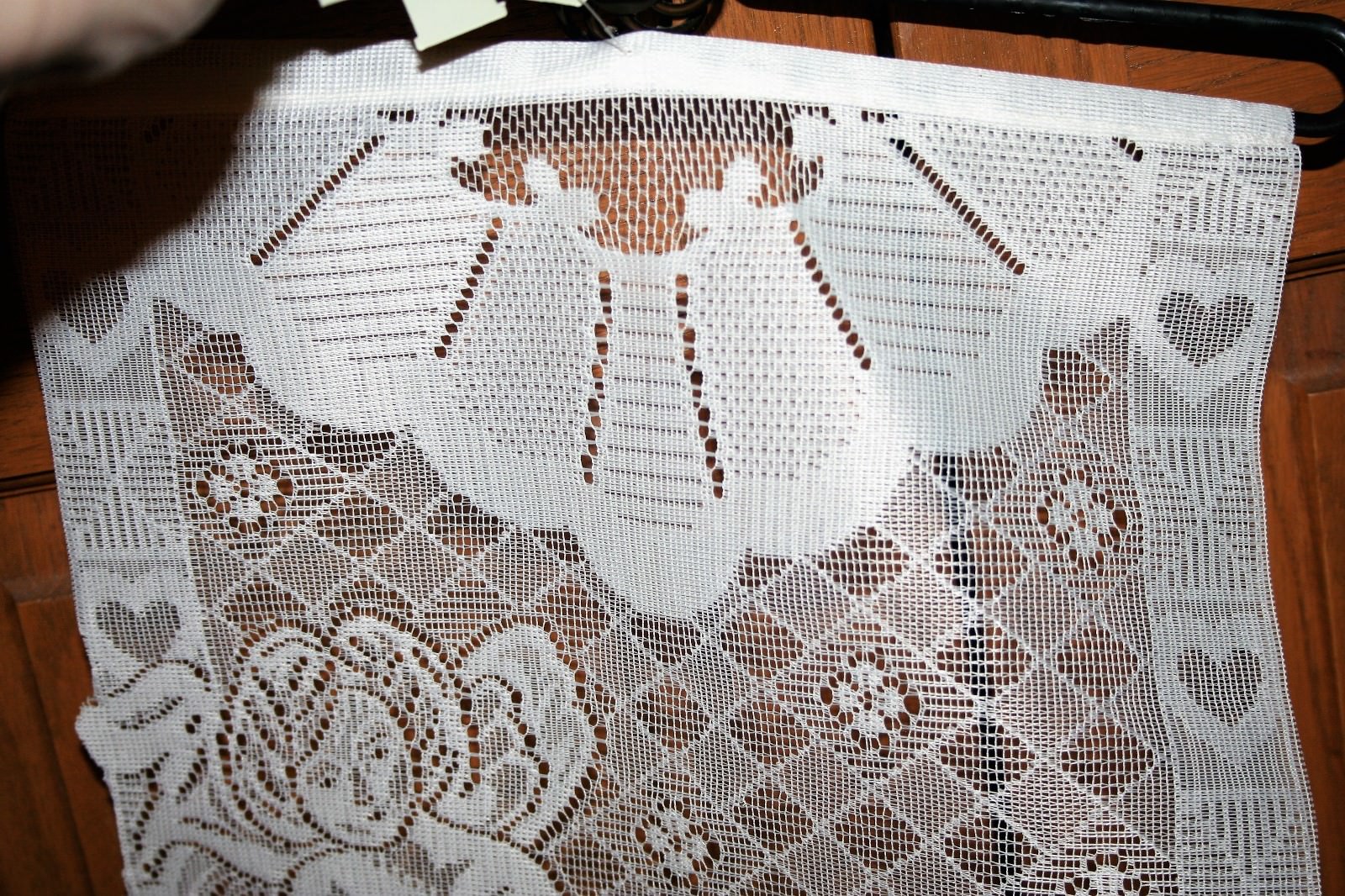 Decorative Lace Wall Banner Wall Hanging Victorian Cherubs Hearts Angels