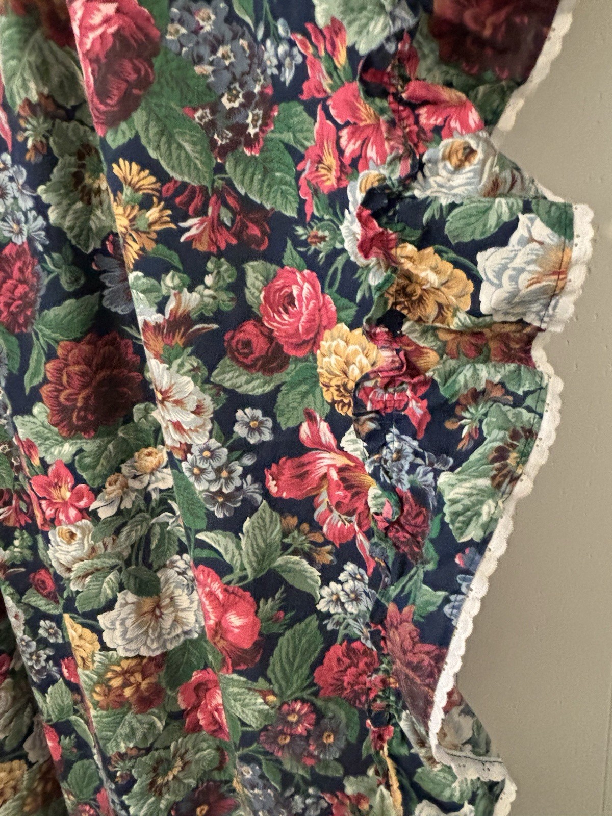 VTG 90s Curtain Panel Floral Ruffle LEFT side Navy Green Vibrant 45″W x 84″L EUC