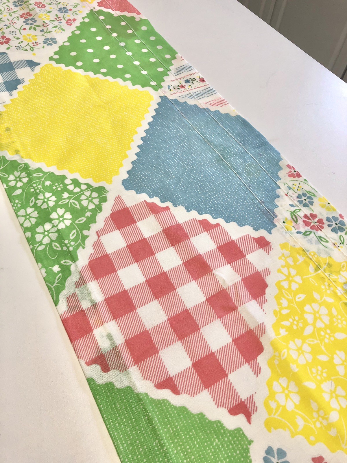 A Rare Vintage Sears Country Patch Valance Colorful Design 11”x85” Cotton NOS