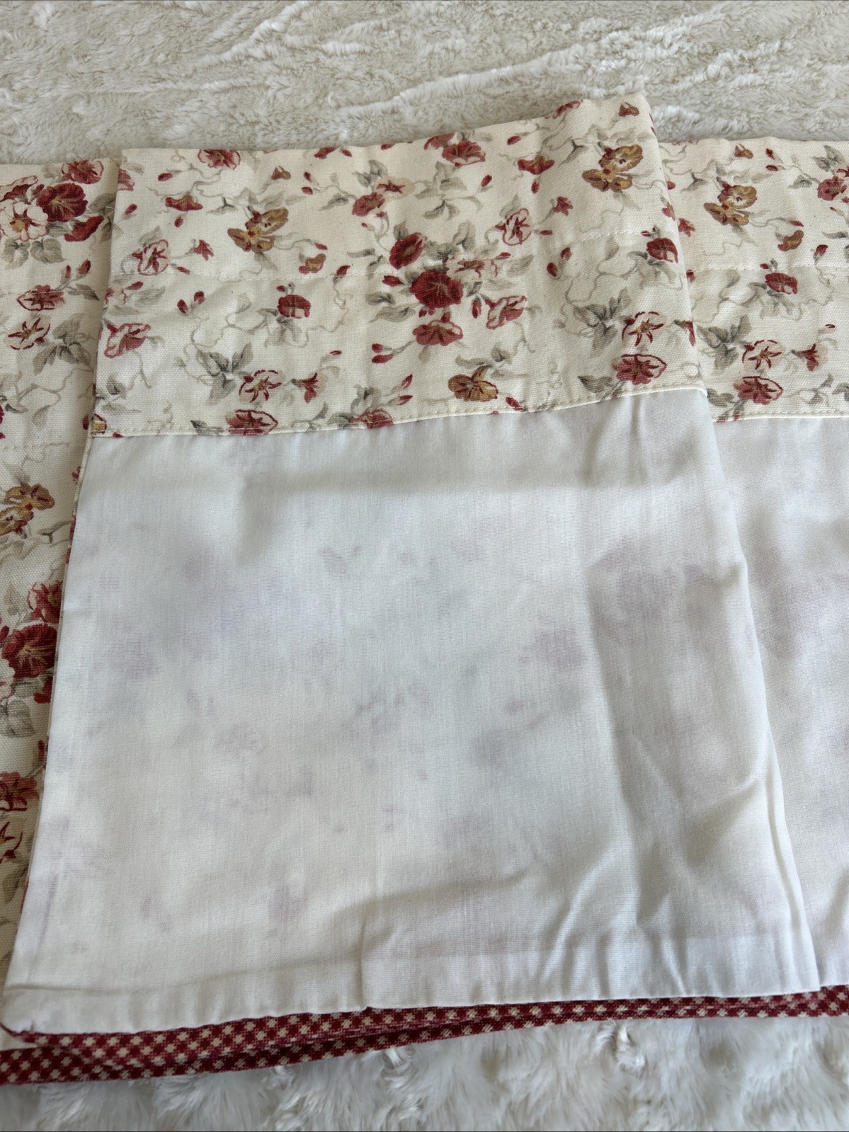 1 Waverly Norfolk Rose Garden Room Floral valance Gingham Trim rod pocket 52 x15