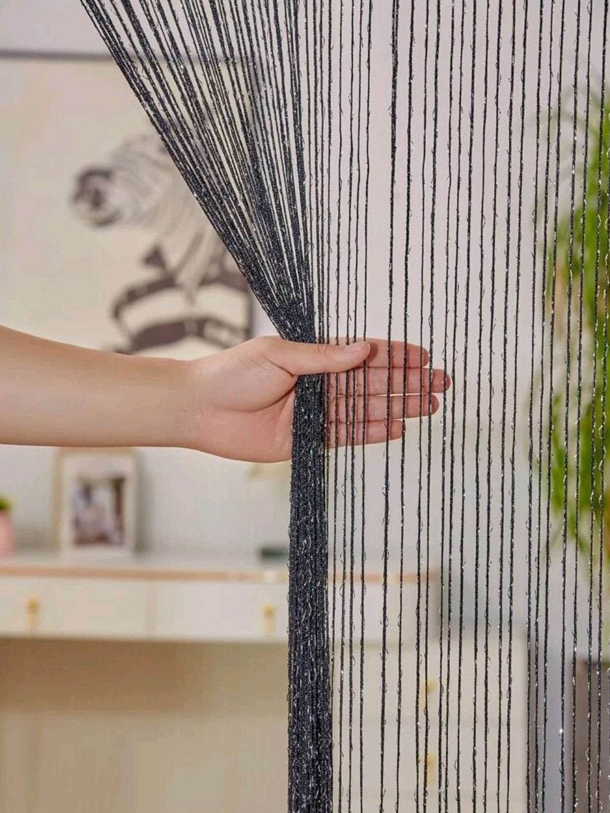 Black Shiny Thread Beaded Curtain 100x200cm 2 Packs 4 Packs 300x300cm