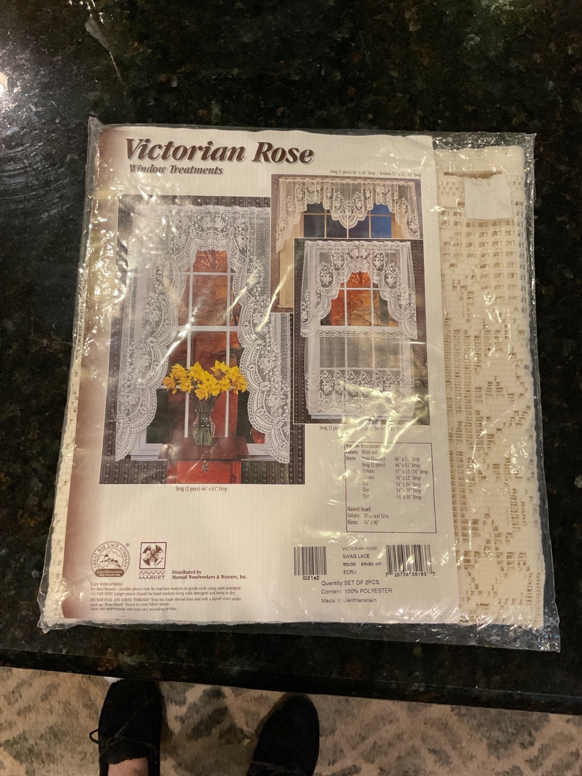 Great Bay Lace VICTORIAN ROSE Swag Set 66″ x 36″ Drop