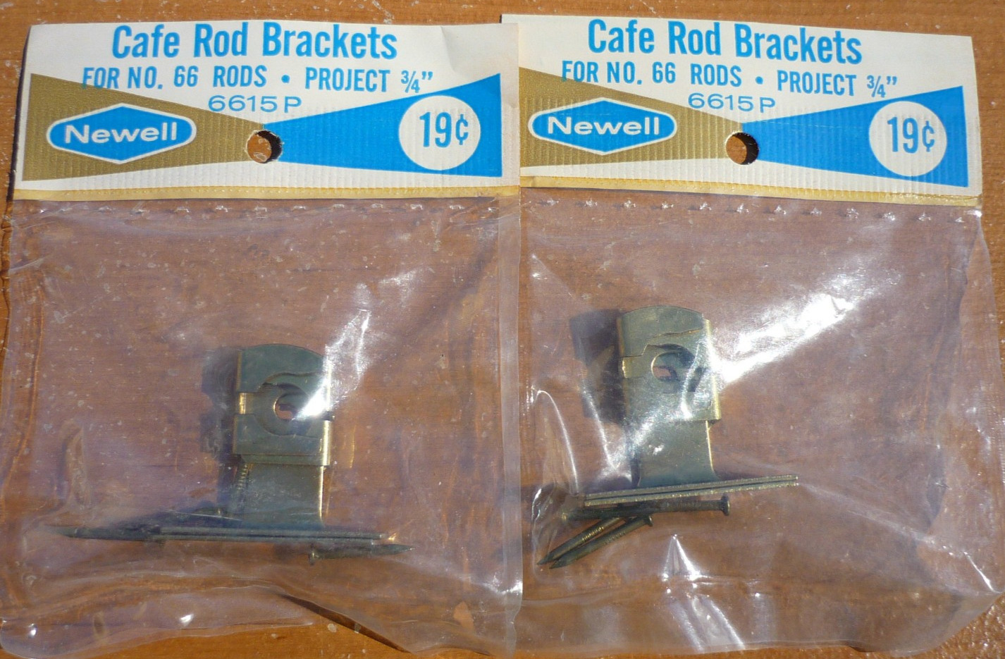 (2 PAIR) Brass Finish 3/4″ Outside Mount Slide In Style Sash Rod Cafe Brackets