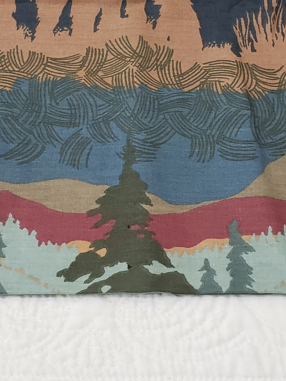 Hollander Valance Mountain Elk Buffalo MCM Bear Ram Made In USA 87 X 17.5 in