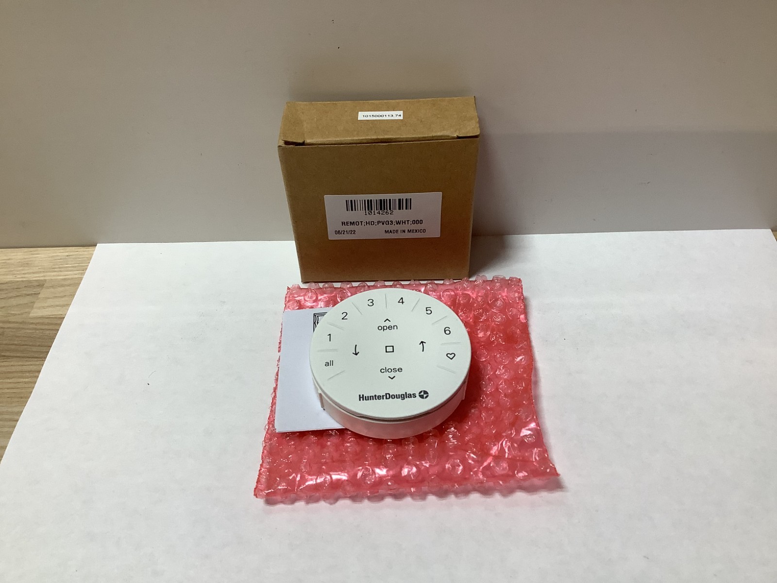 NEW Hunter Douglas PowerView Remote Gen 3 – White – 1014262