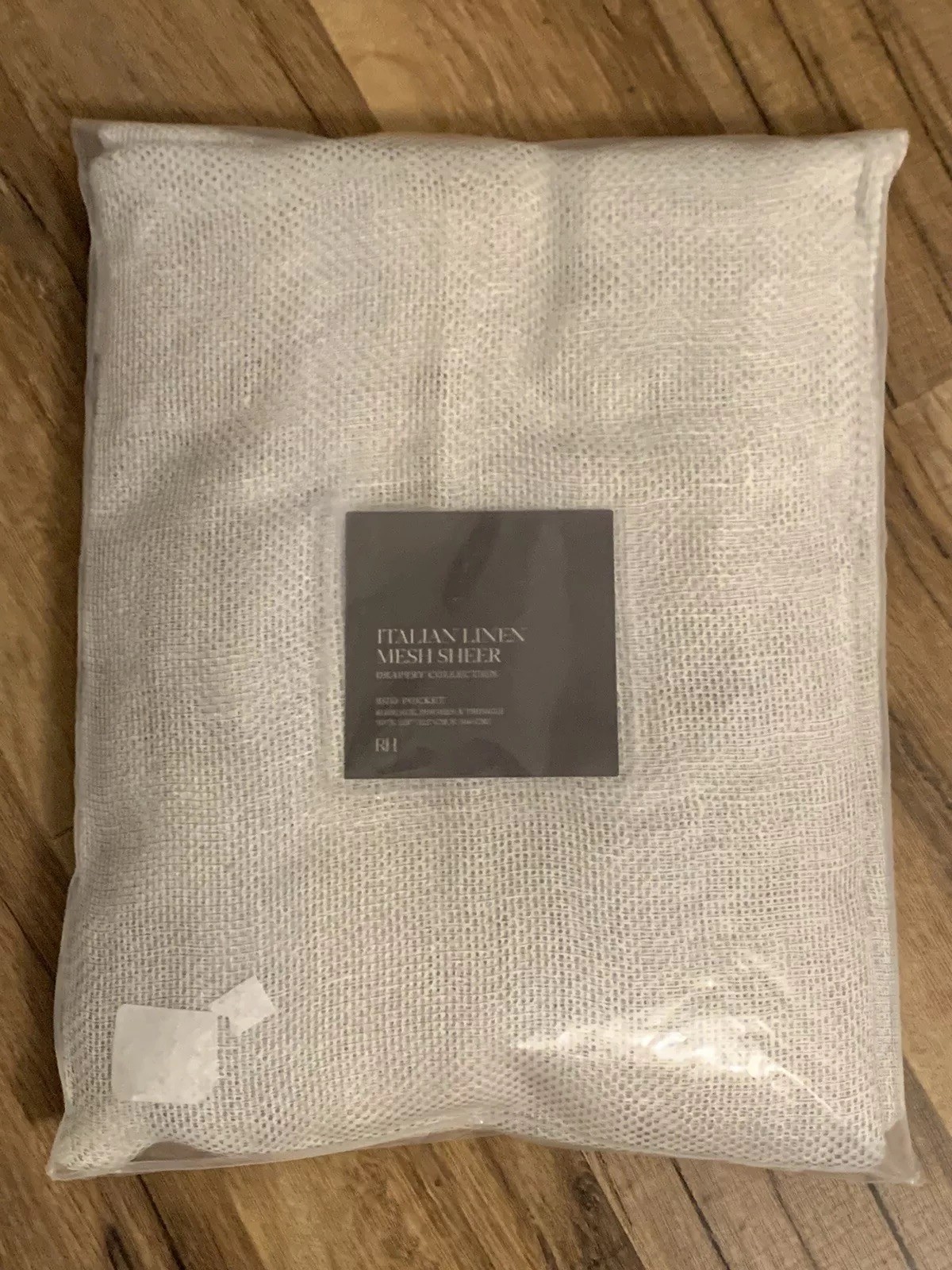 New Restoration Hardware ITALIAN LINEN MESH SHEER DRAPERY Mist 50×120