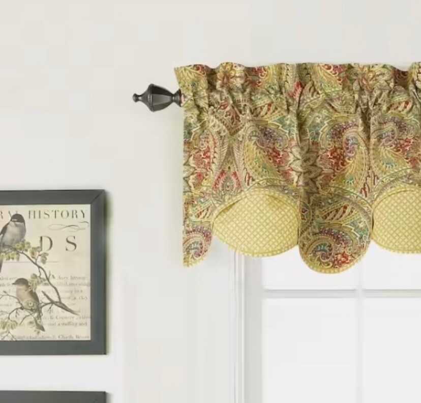 WAVERLY SWEPT AWAY-BERRY DOUBLE SCALLOPED ROD POCKET VALANCE 60″ X 18″ NEW