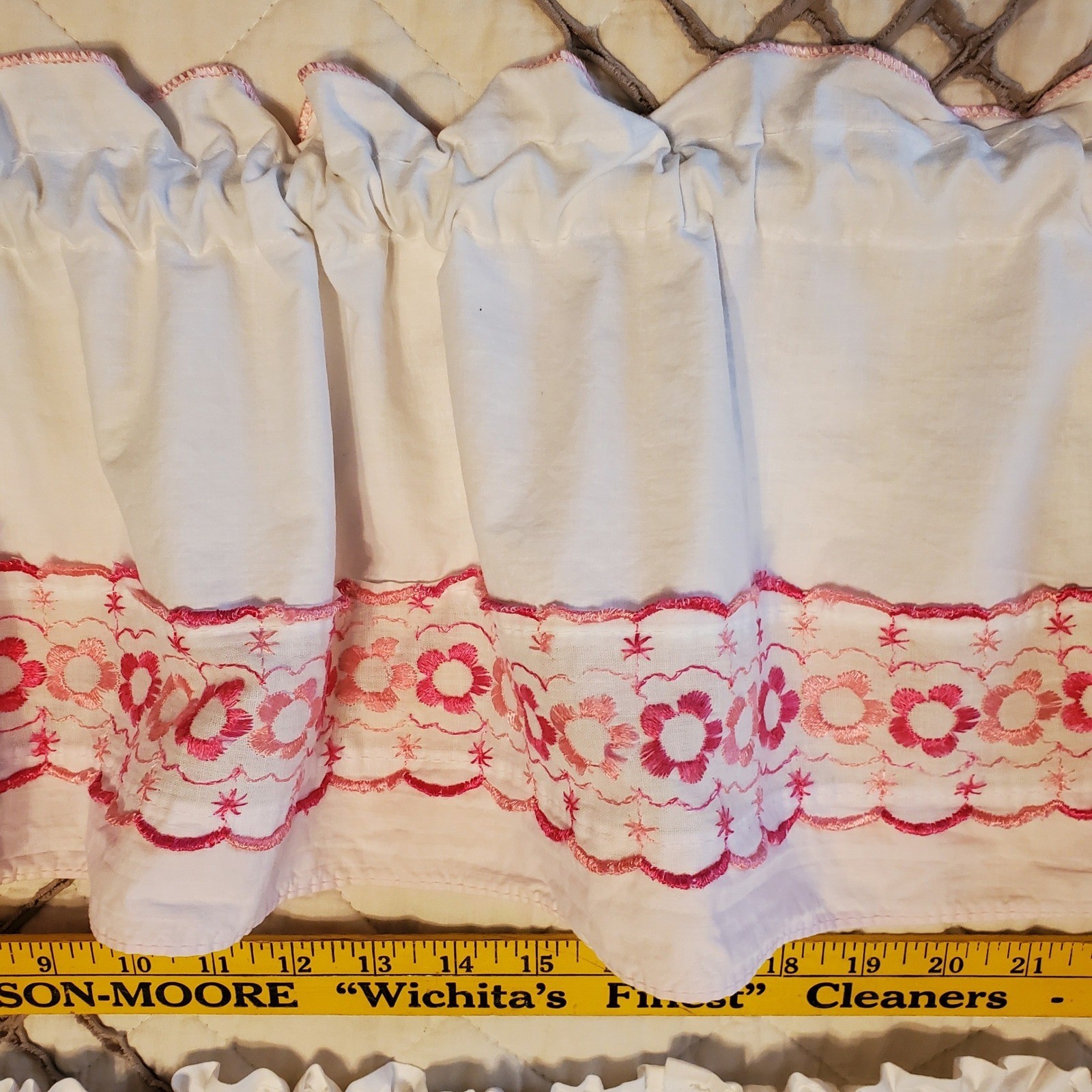 Unbranded Cafe Curtain Set Kitchen White Pink Red Floral Embroidered Excellent