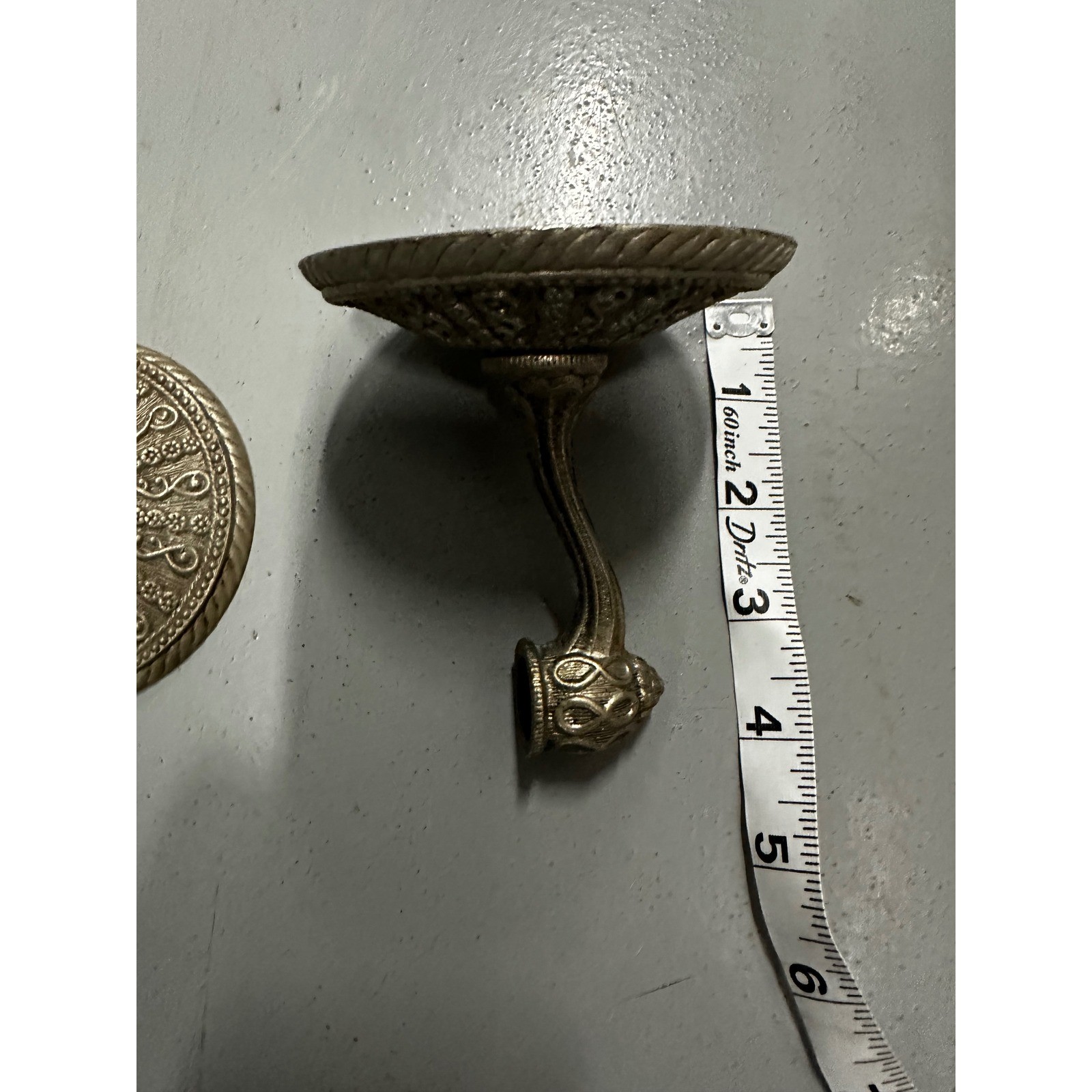 Vintage 1968 Amer Tac & Hdwe Co Brass Curtain Rod Brackets Set of 2 Ornate 3.5in