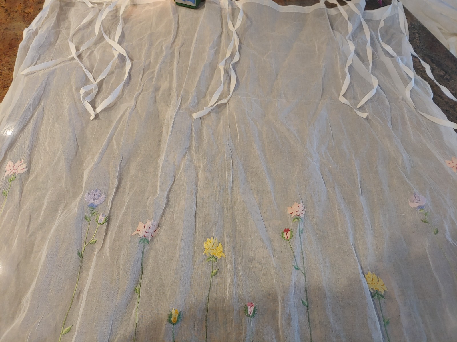1 Pottery Barn Growing Flowers Organdy Cotton Sheer Tie Top Window Panel 44×63