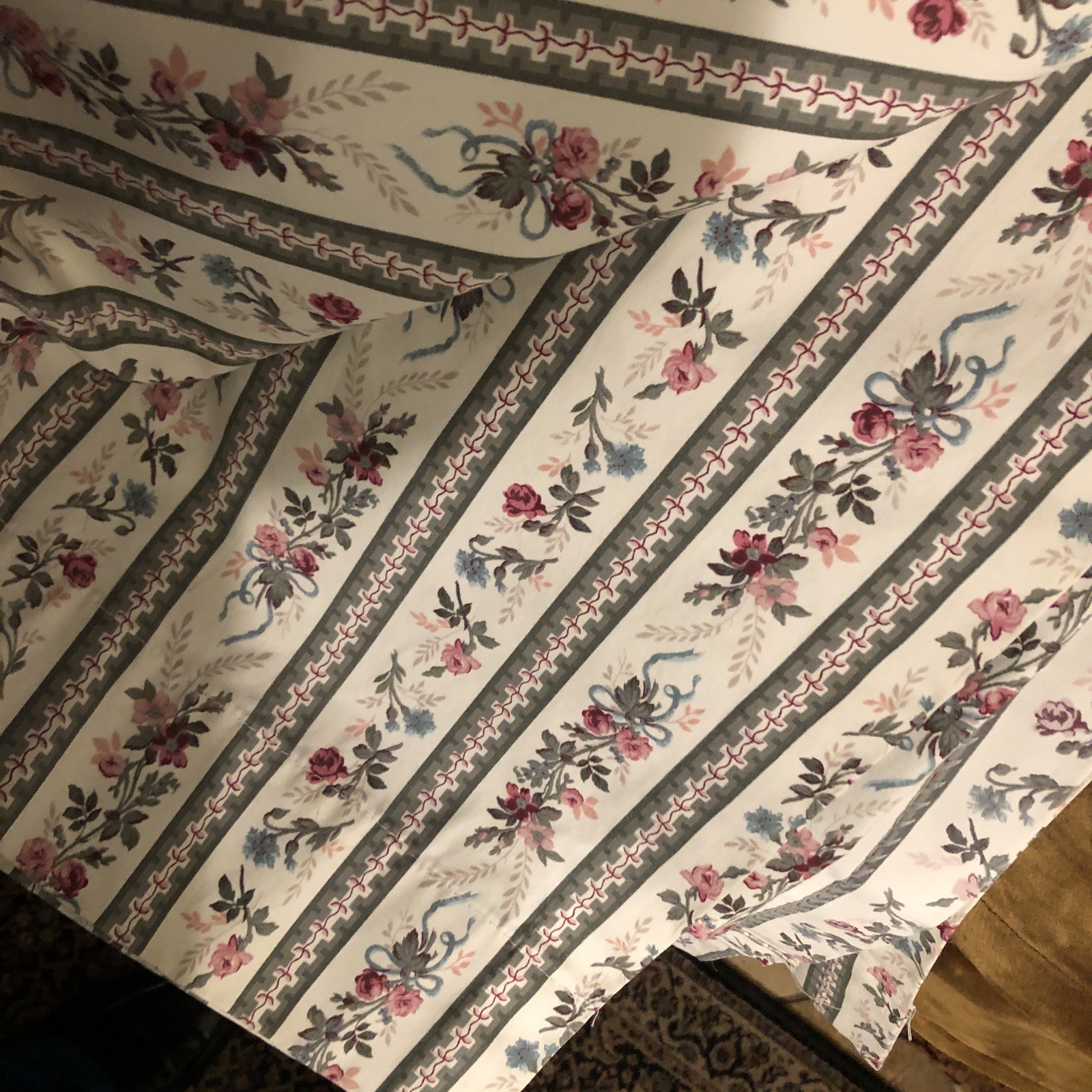 Country Curtains 40x 80 In Long 2 Tab Top Tea Rose Cottage Panel Pair Nice